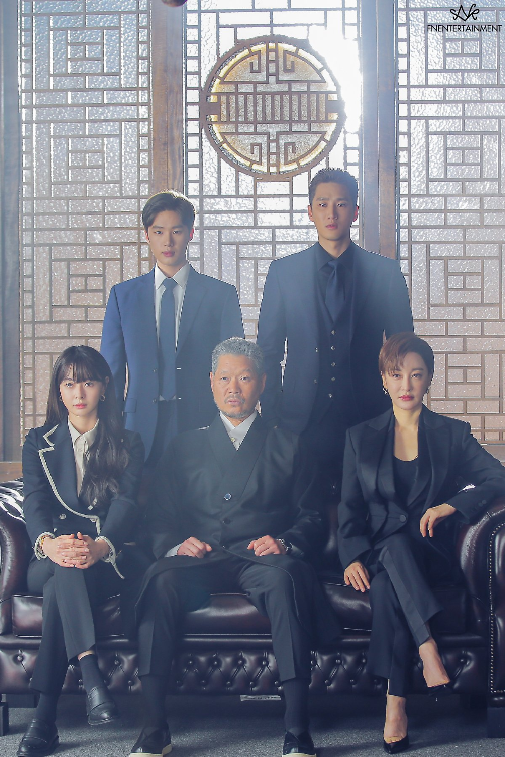 Ahn Bo Hyun in set of 'Itaewon Class'. Koogle TV di 2020. Selebritas, Drama korea, Aktor