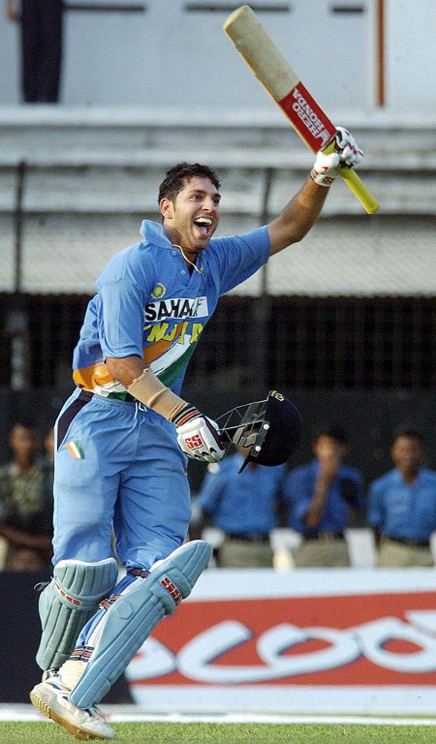 Yuvraj Singh's 38th Birthday: 38 Candid Photo of Stylish Cricketer