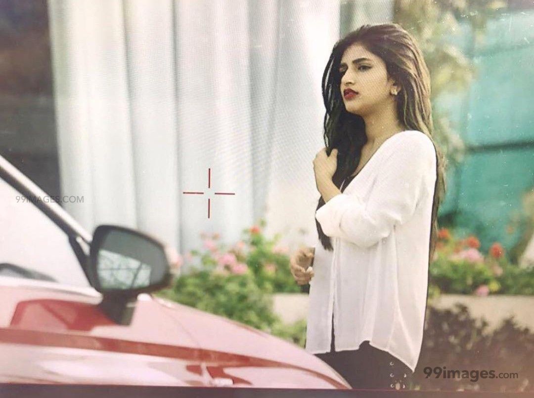 Sree Leela Hot HD Photo & Wallpaper For Mobile Download (Android IPhone) (1080p) (1080x806)