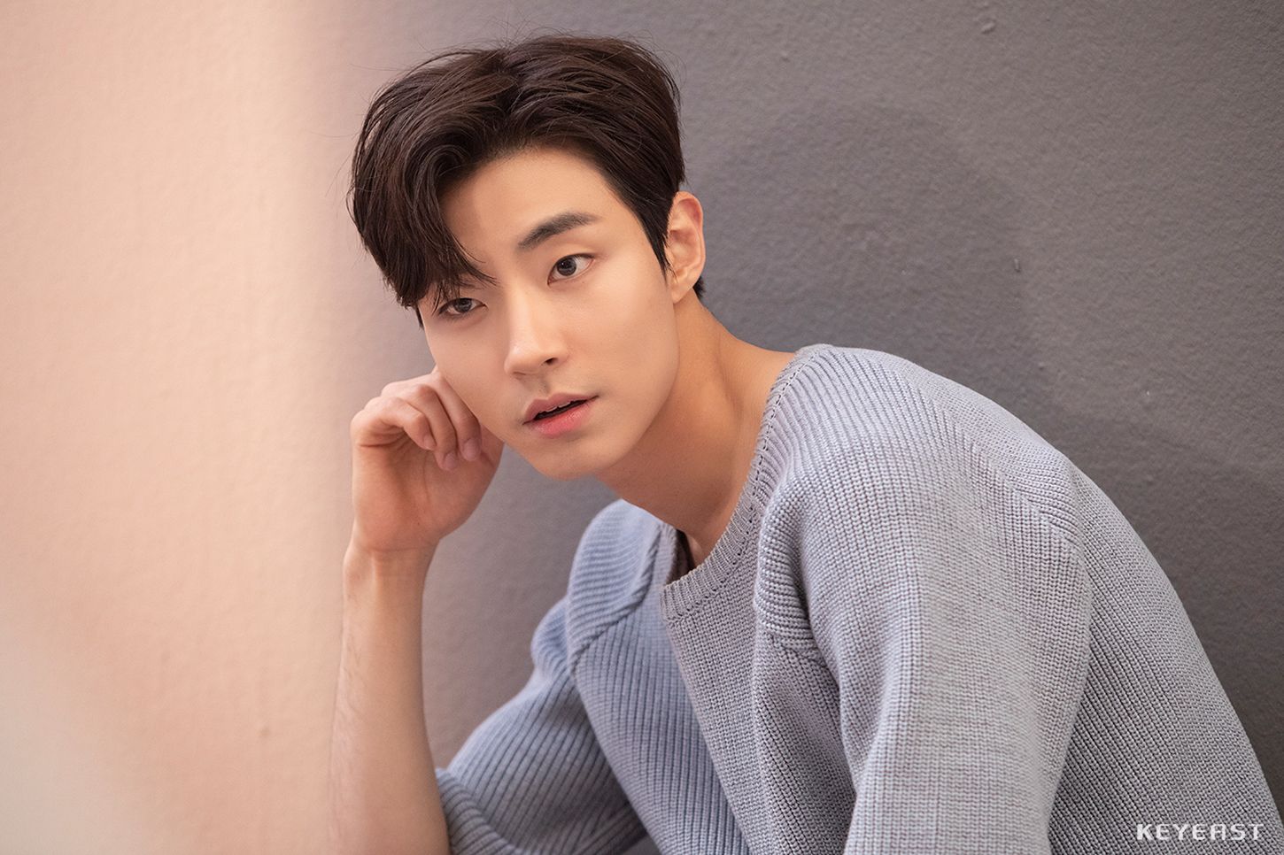 Find Out About Actor Hwang InYeop In Talks For The Role Of Han SeoJun In “True Beauty”