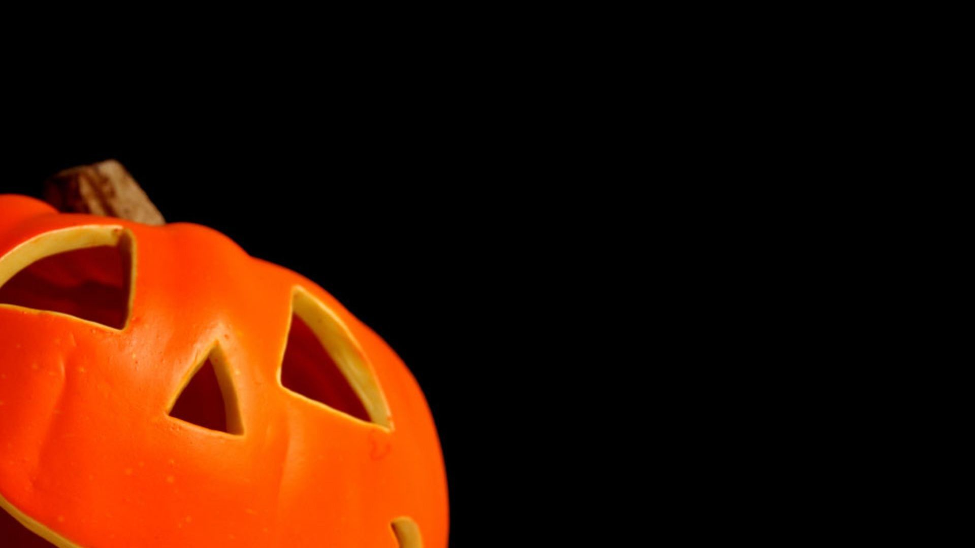 Free download Halloween Wallpaper 98 Desktop Wallpaper Cool [1920x1080] for your Desktop, Mobile & Tablet. Explore Halloween Wallpaper Free. Animated Halloween Wallpaper, Desktop Halloween Scary Wallpaper, Free