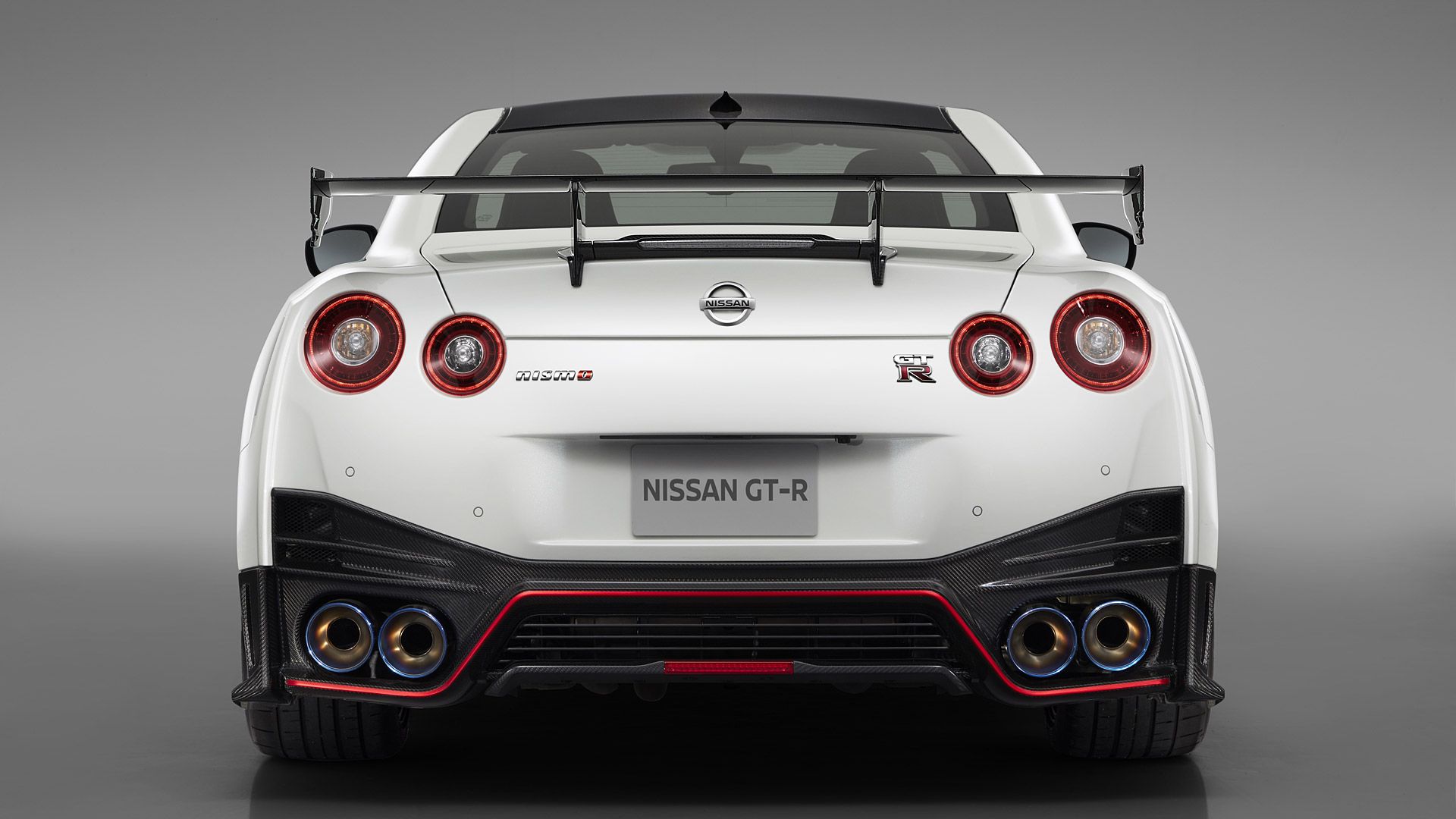 Nissan GT R Nismo Wallpaper, Specs & Videos