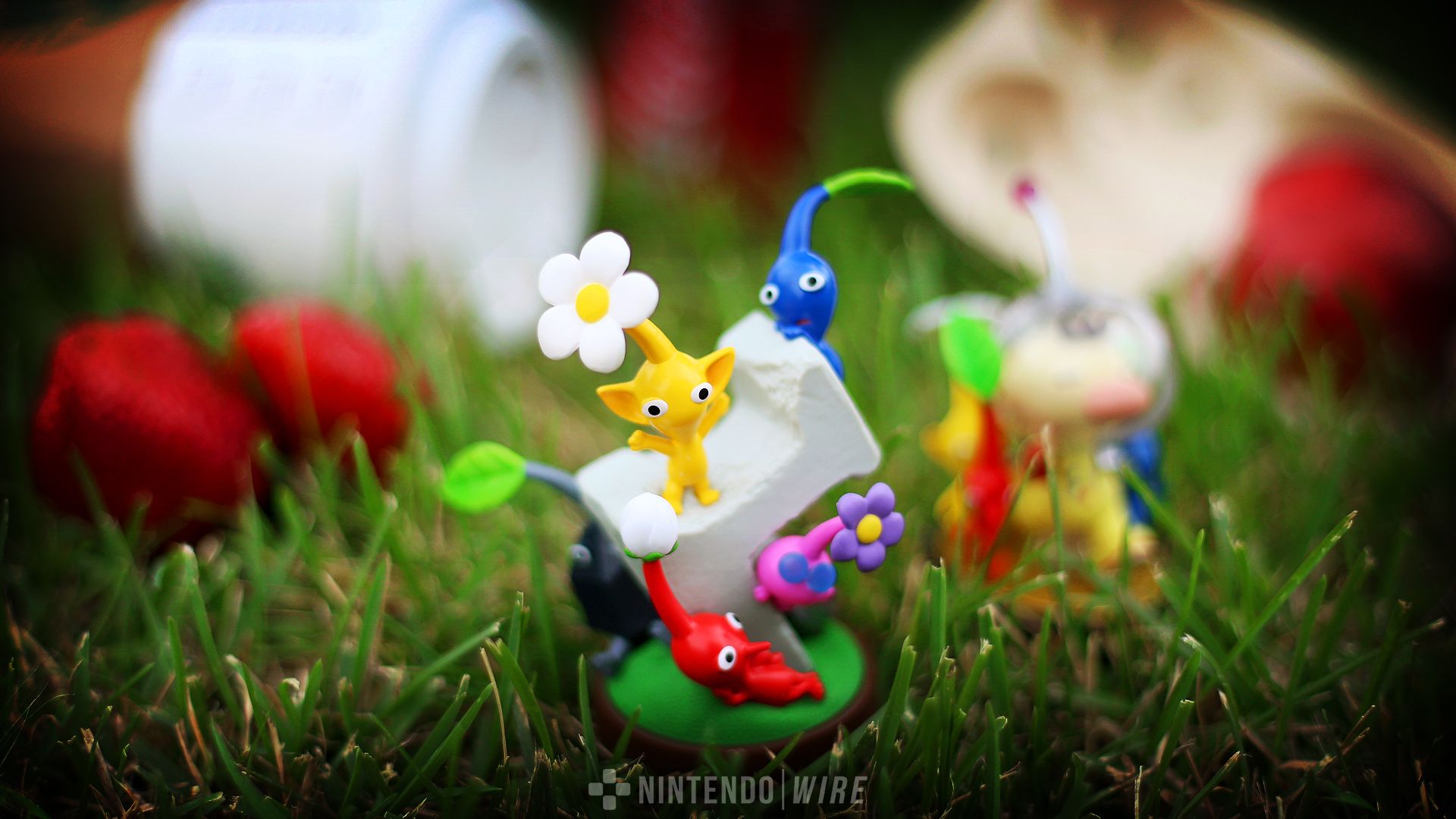 Nintendo Wire's third free wallpaper for July featuring Hey! Pikmin amiibo