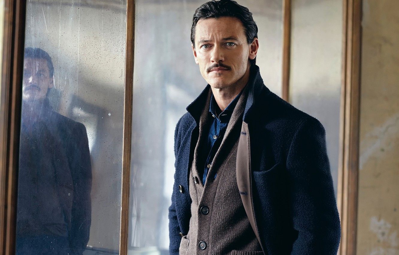 Wallpaper photohoot, Luke Evans, Luke Evans, August 2014, Telegraph Men's Style image for desktop, section мужчины