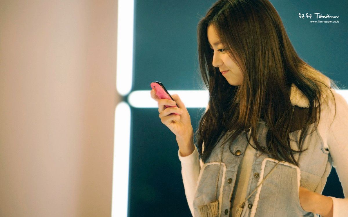 Uee wallpaper. Wallpaper Wide HD. Bikinis, Wallpaper, Kim