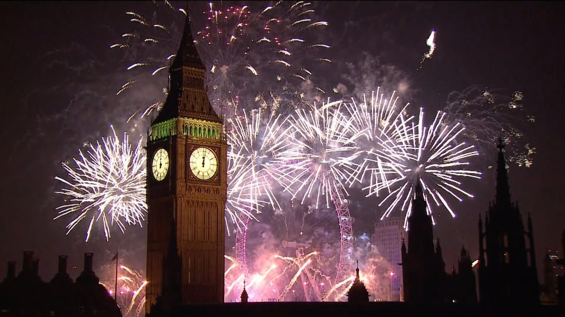 2017: New Year, New Me. New years eve fireworks, New year's eve in london, London fireworks