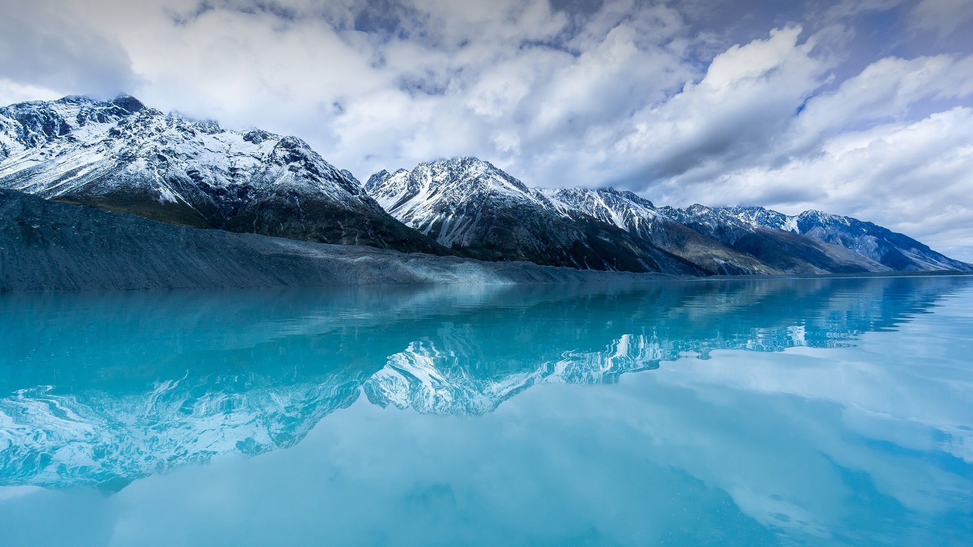 Tasman glacier lake on South Island, New Zealand. Windows 10 Spotlight Image