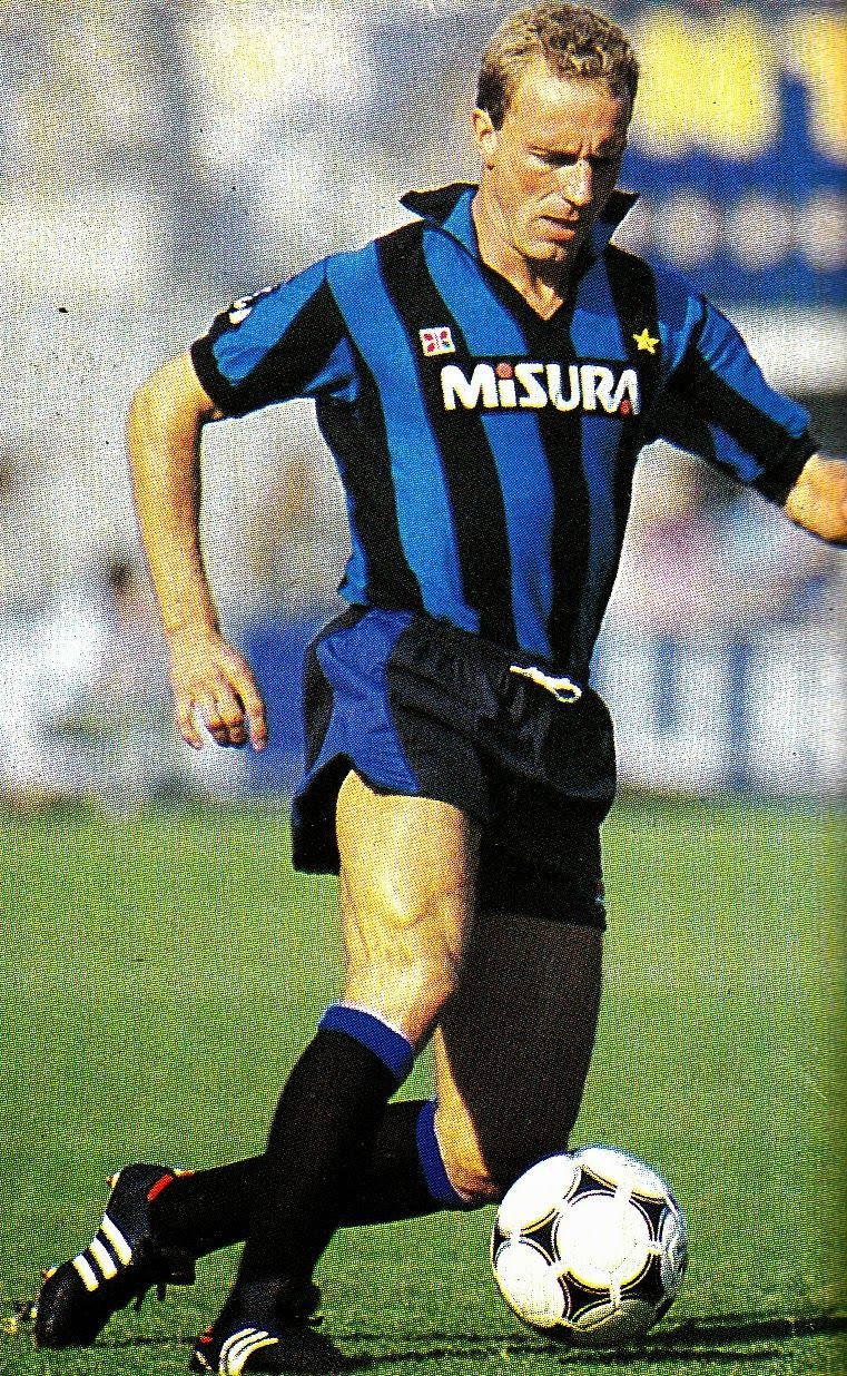 Soccer Nostalgia: February 2014. Classic football shirts, Best football players, Football books