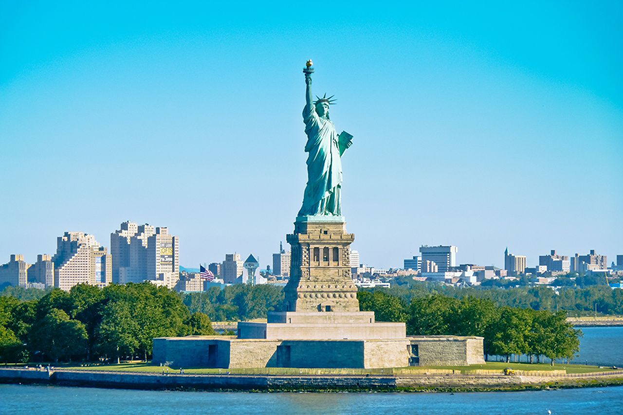 Desktop Wallpaper Statue of Liberty New York City USA Sky Cities