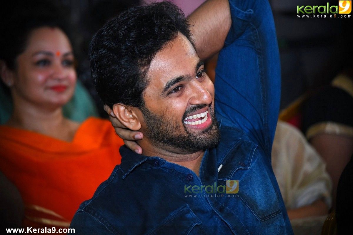 Unni mukundan at oru murai vanthu parthaya movie audio launch pics 600 0114