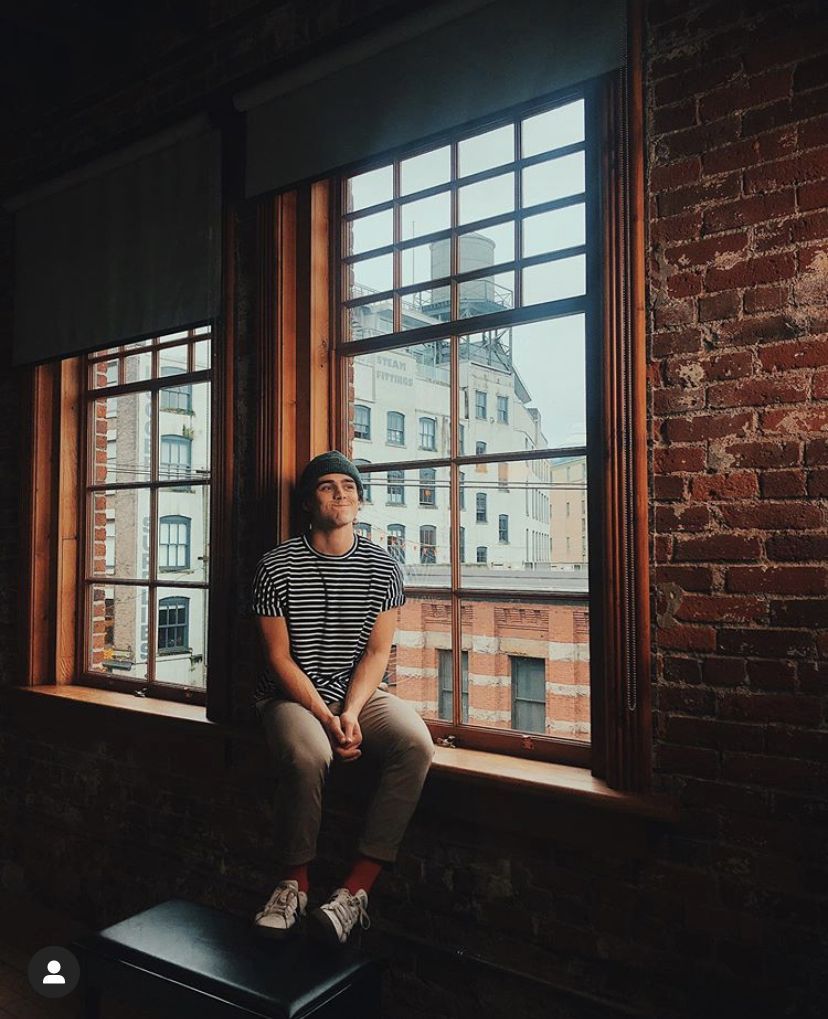 charlie gillespie. Charlie, Gillespie, Ghost boy