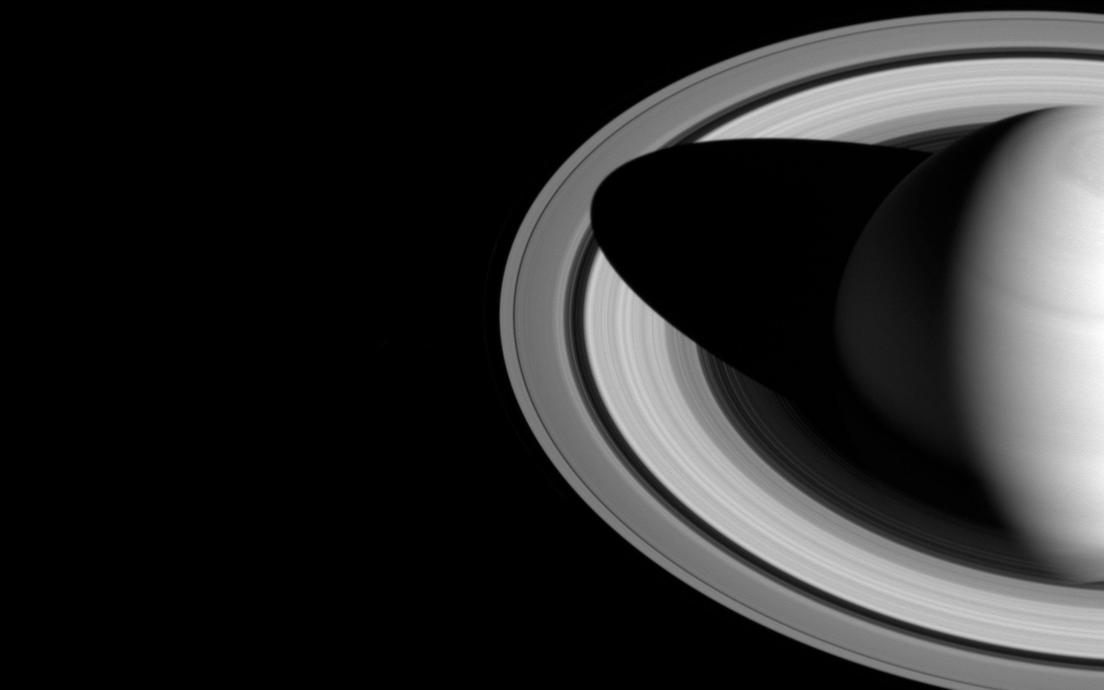 Saturn Dark 4K Wallpaper