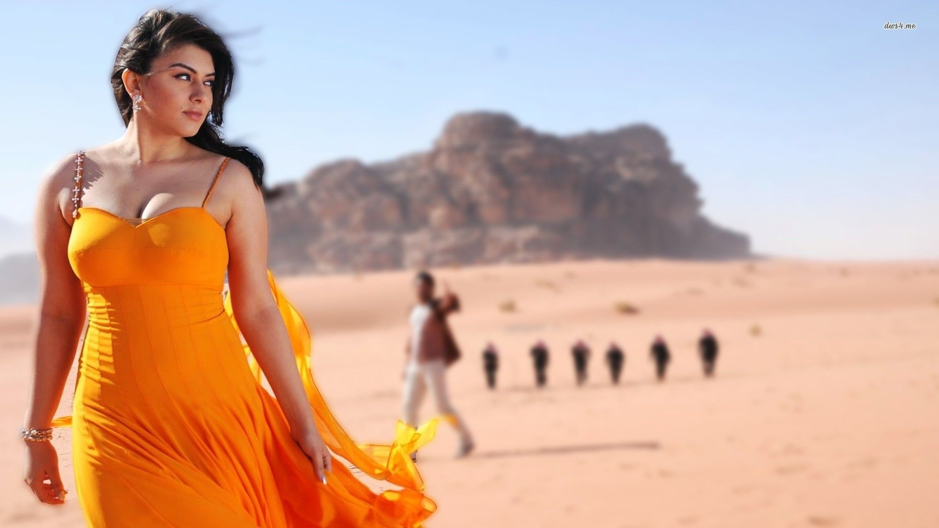 Hansika Motwani HD Wallpaper Kal Oru Kannadi Azhage Azhage Wallpaper & Background Download