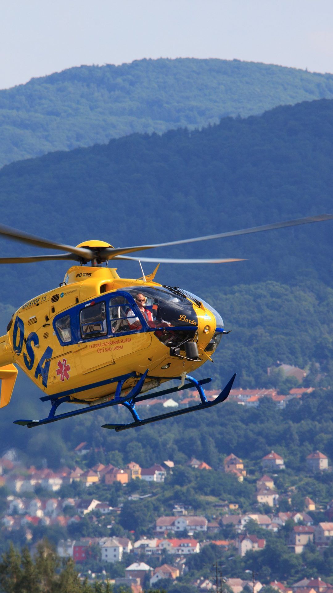 Rescue Helicopter (DSA DSB) 4K UHD Wallpaper