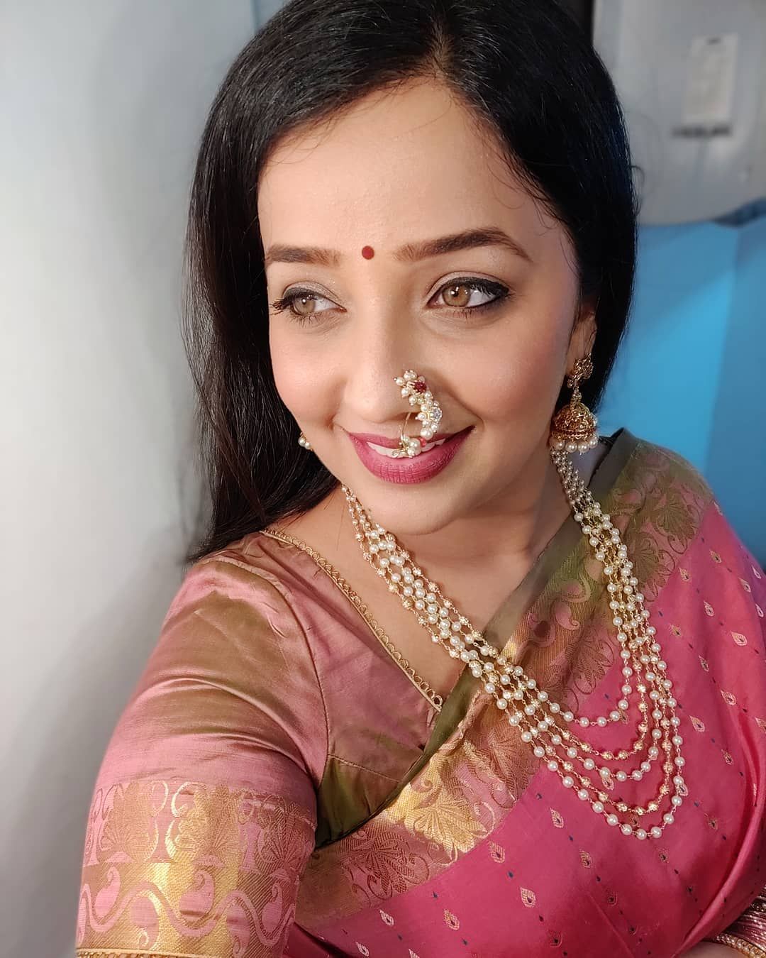 Apurva Nemlekar on Instagram: “Determined to rise !. Jewellery - #apurvanemlekar #shevanta #shevantaswag. Diamond necklace, Necklace, Jewelry