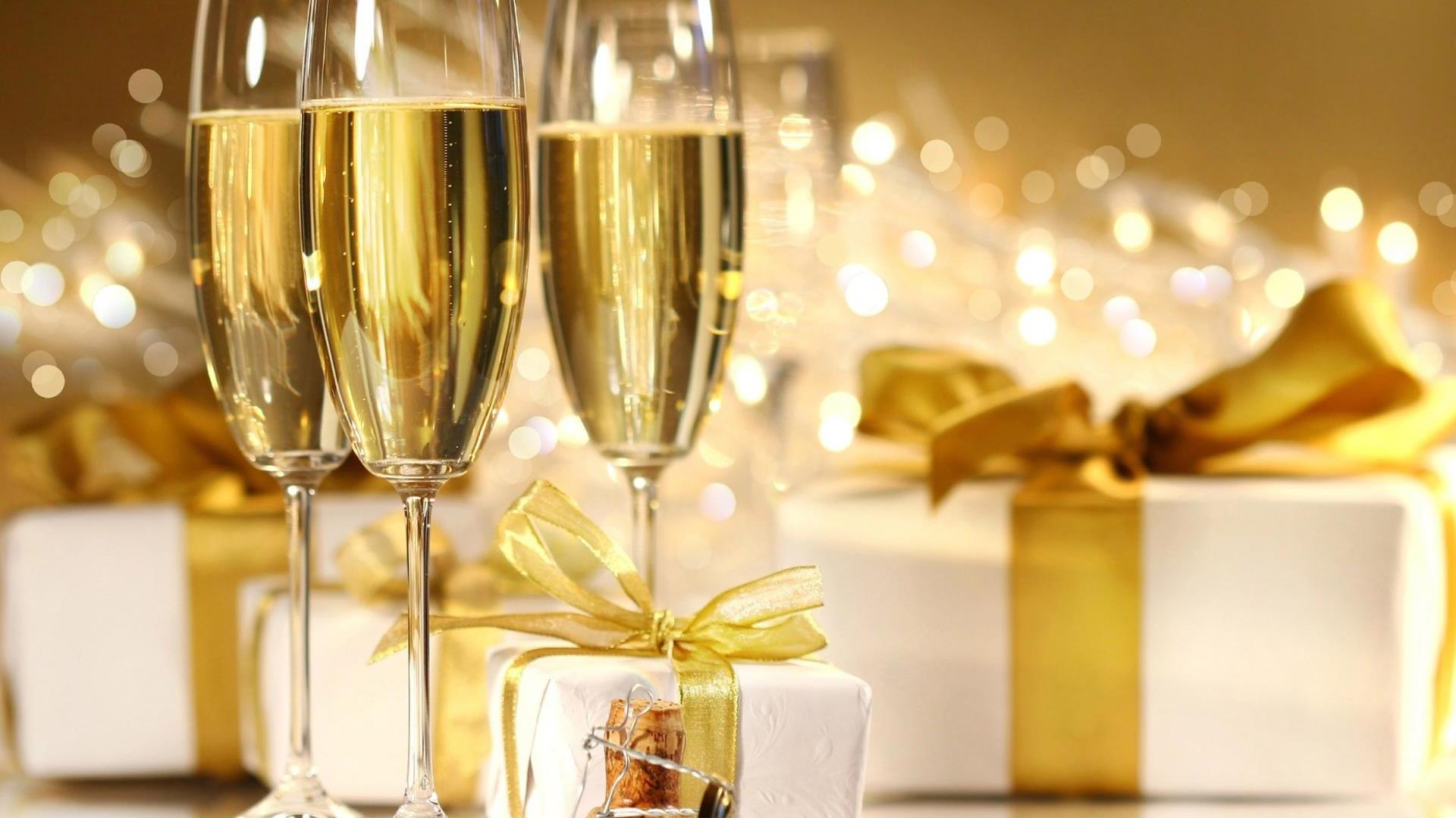 New Year Champagne. Wallpaper for Android
