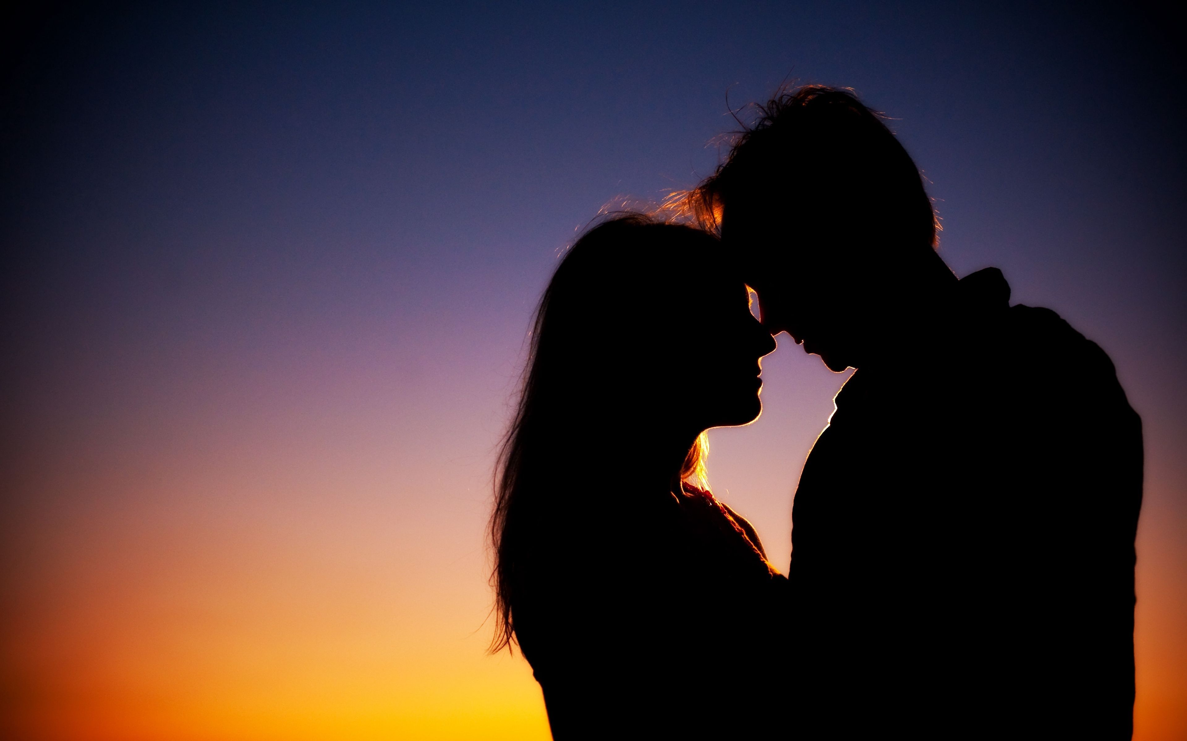 Download wallpaper 3840x2400 couple, silhouettes, love, night 4k ultra HD 16:10 HD background