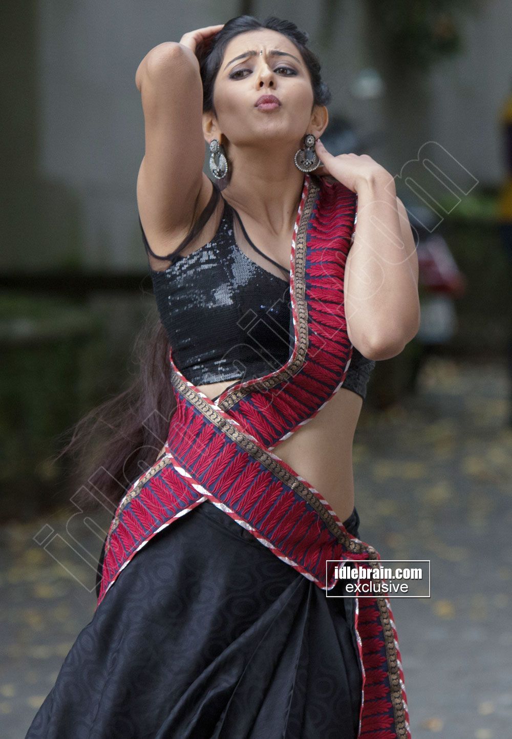 Santabanta Forums Rakul Preet Singh Saree, Saree Navel, Shoot Wallpaper & Background Download