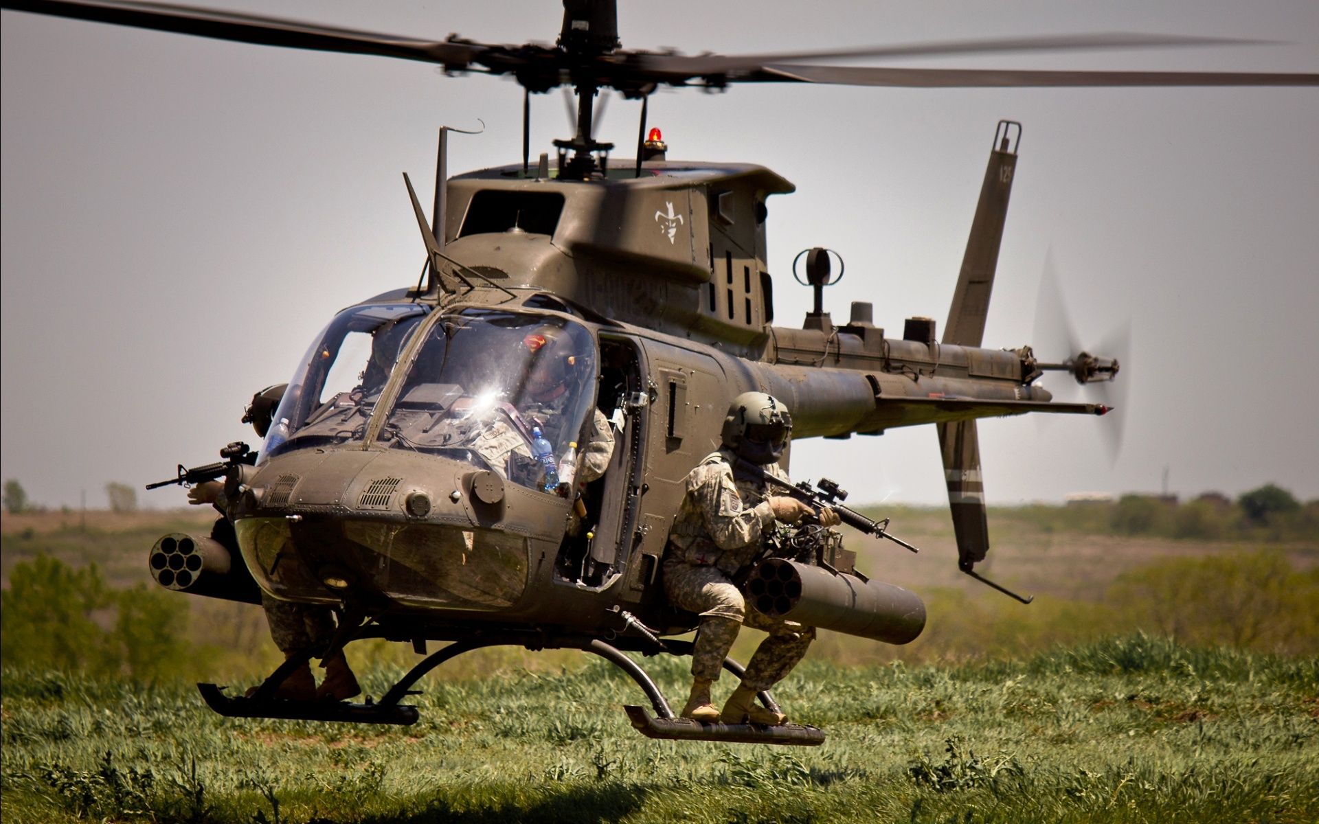 Helicopter Army Soldiers Wallpaper