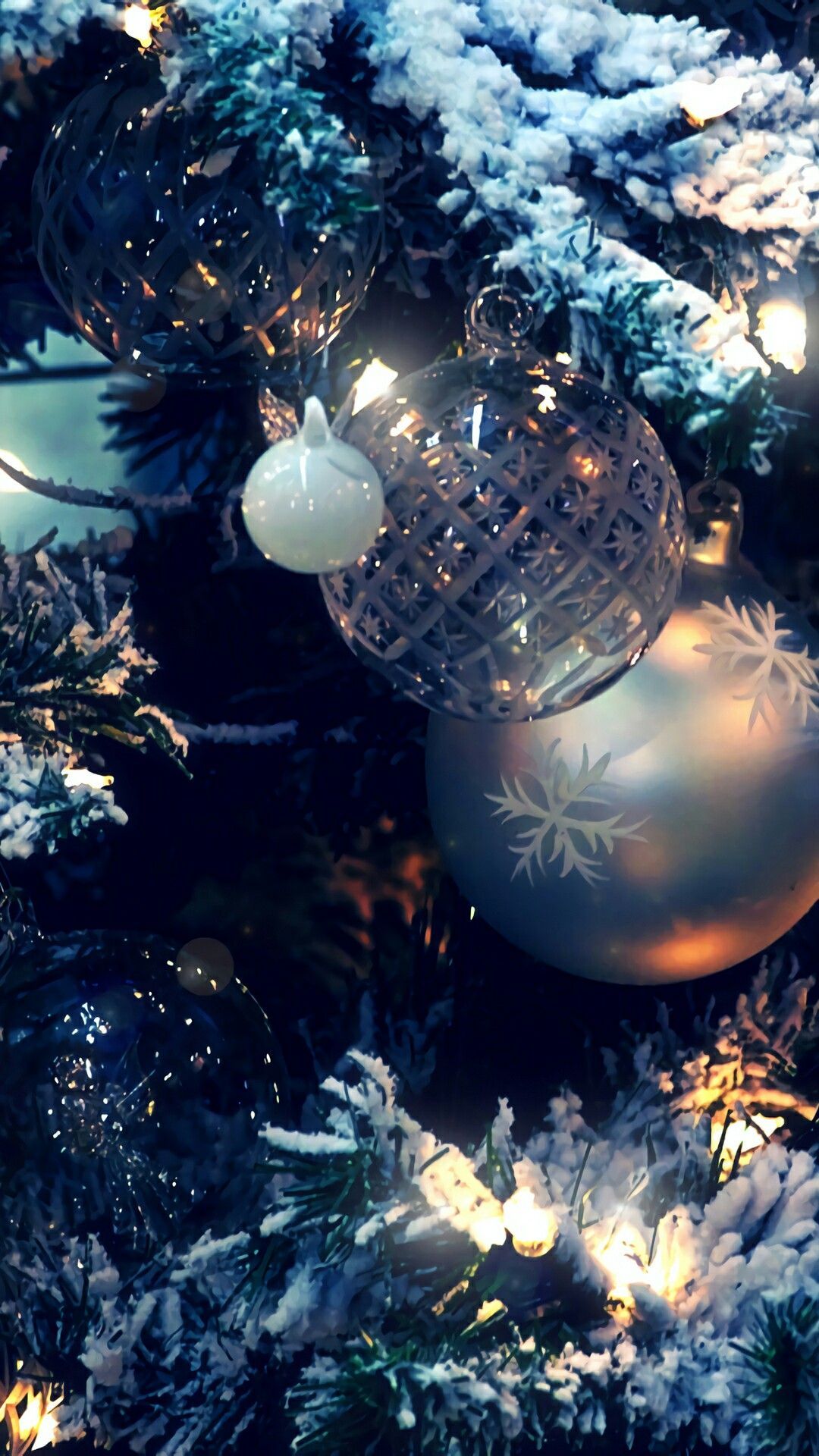 Beautiful Christmas iPhone Wallpaper