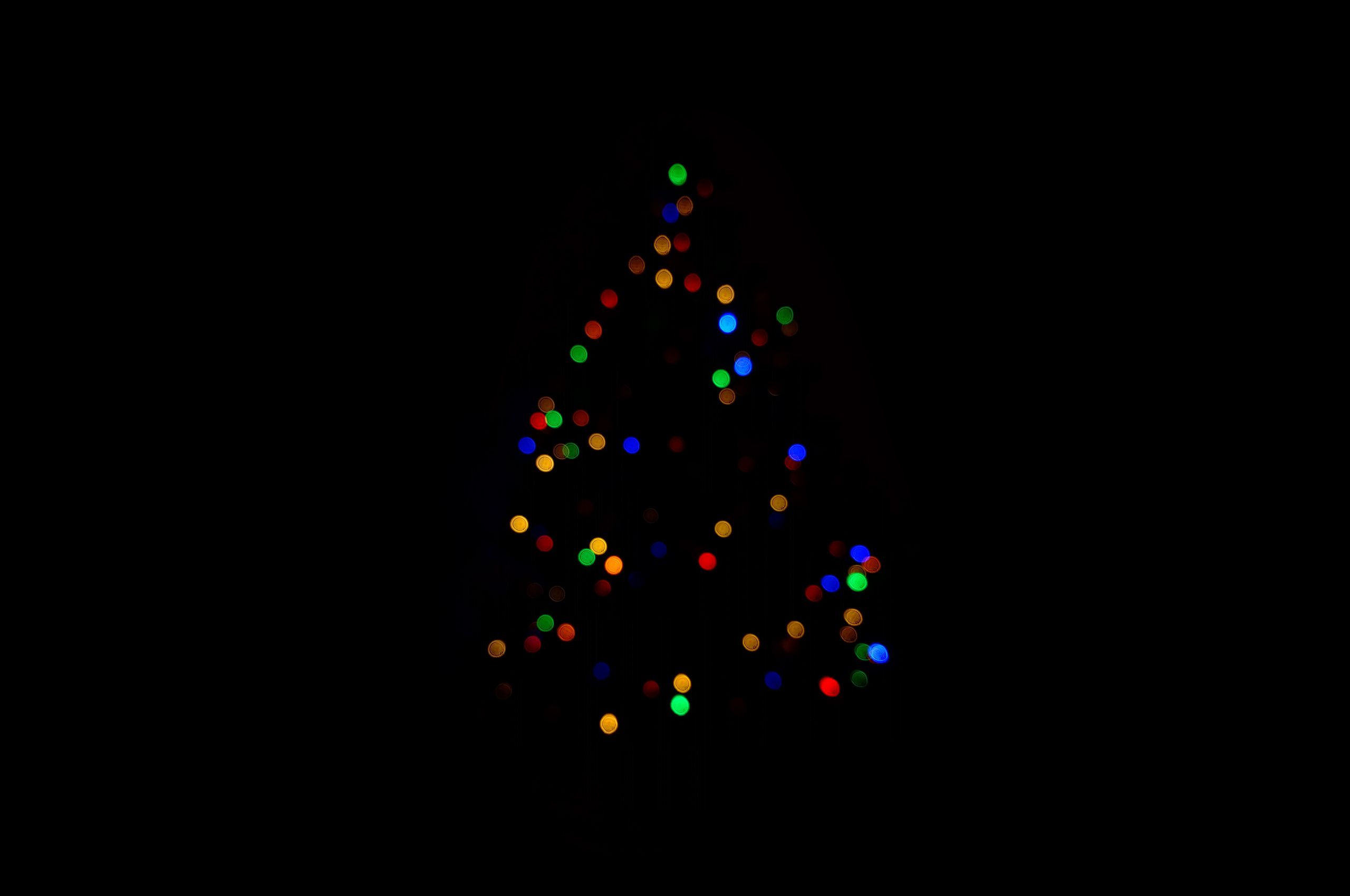 2560x1700 Christmas Tree Minimalism Dark 4k Chromebook Pixel HD 4k Wallpapers, Image, Backgrounds, Photos and Pictures