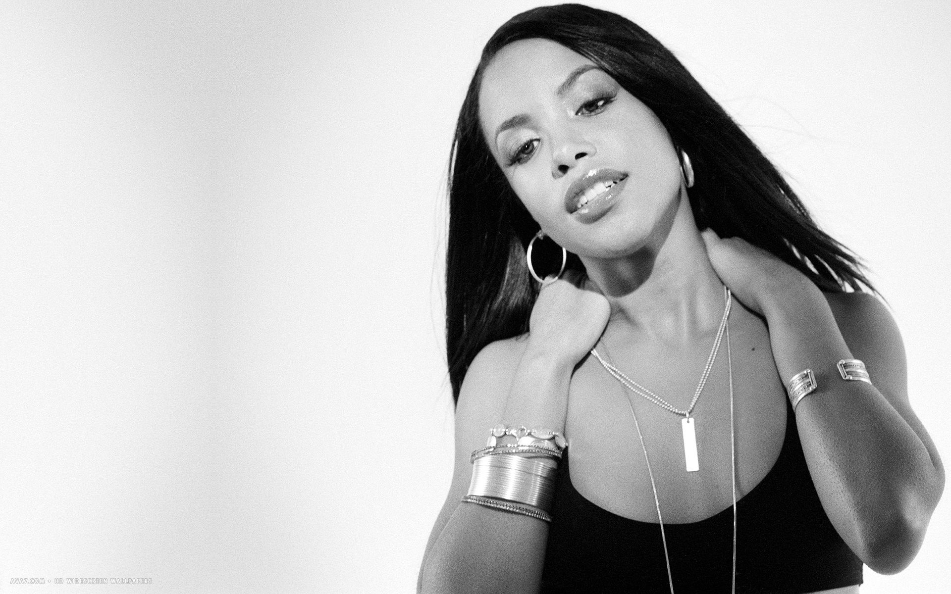 aaliyah singer HD widescreen wallpaper / female singers background