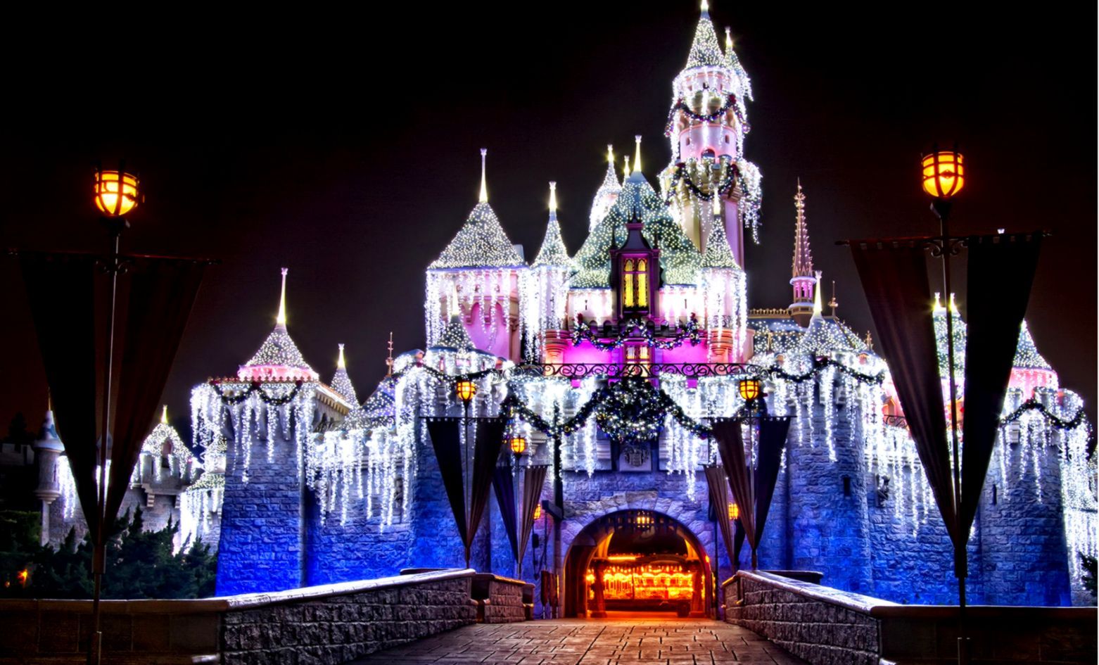 Christmas Disneyland Sleeping Beauty Castle. All HD Wallpaper Gallery