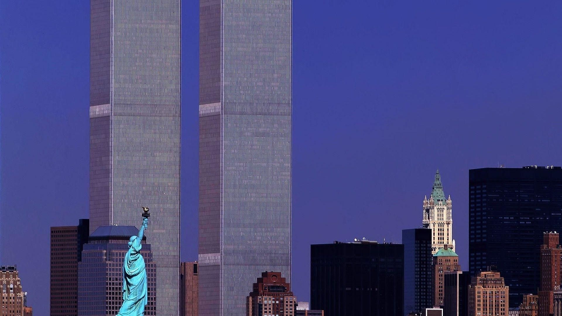 Twin Towers Wall Paper