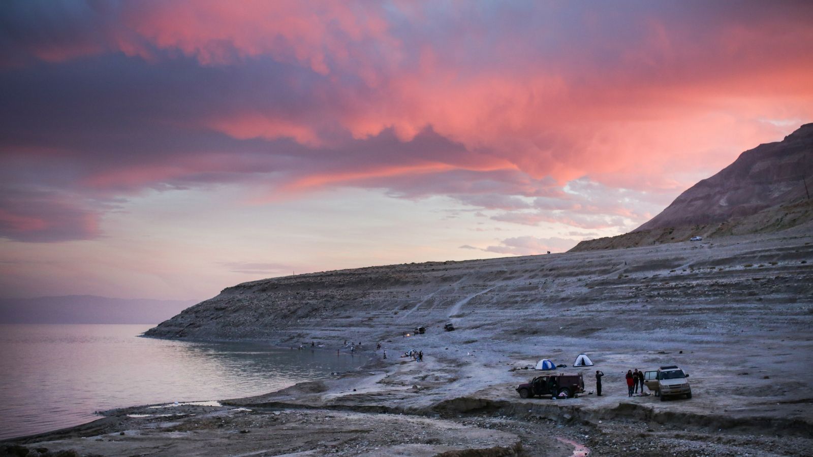 spectacular photo of sunsets in Israel