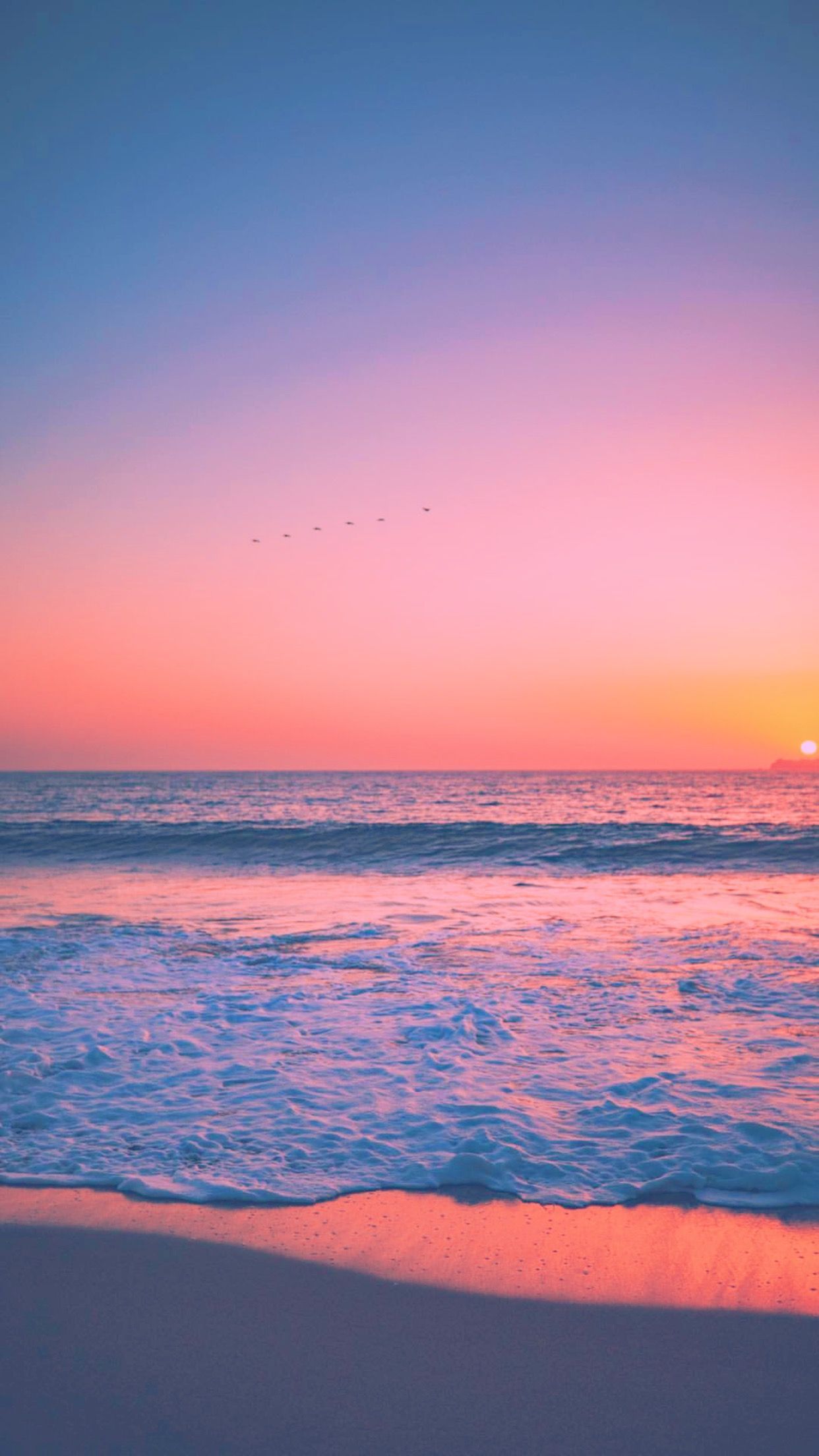 You could go to the same beach as everyone else OR you could go to an / be. Sunset wallpaper, Beach wallpaper, Beautiful wallpaper
