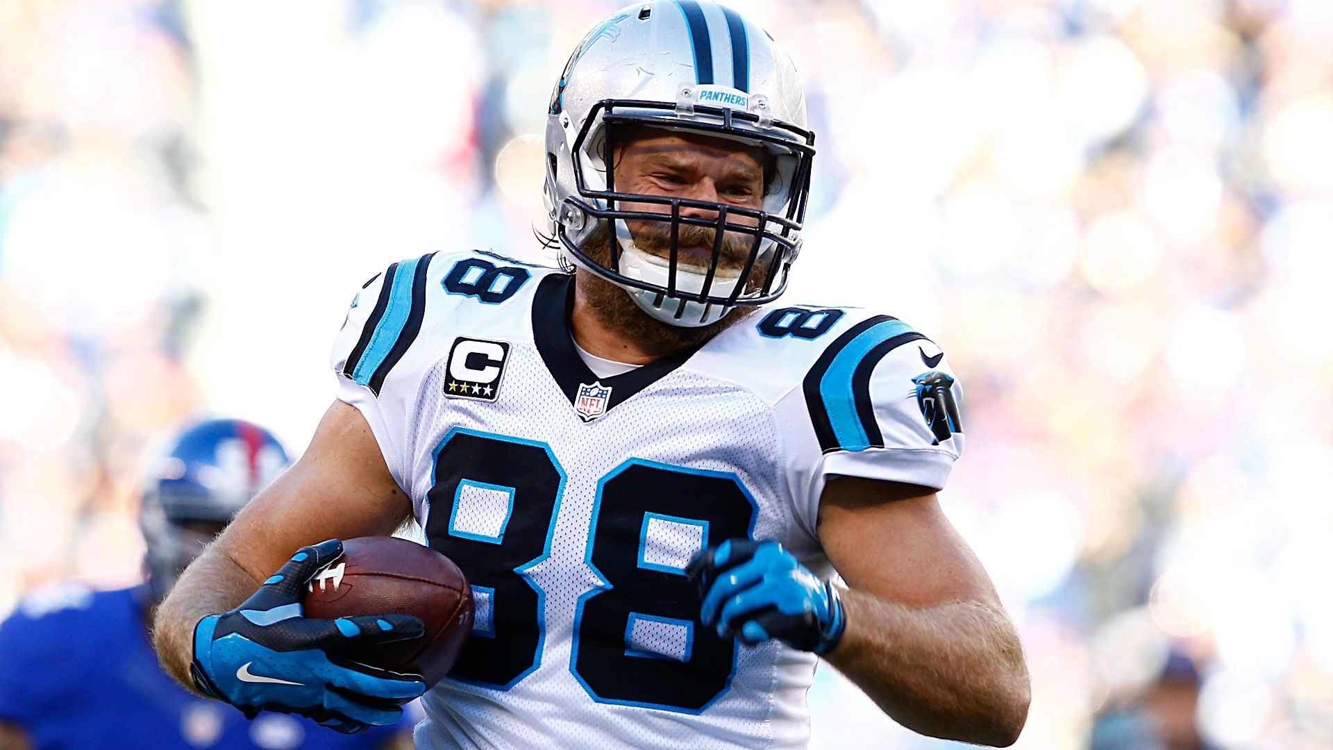 Greg Olsen's slow move to the Fox NFL broadcast booth is now complete