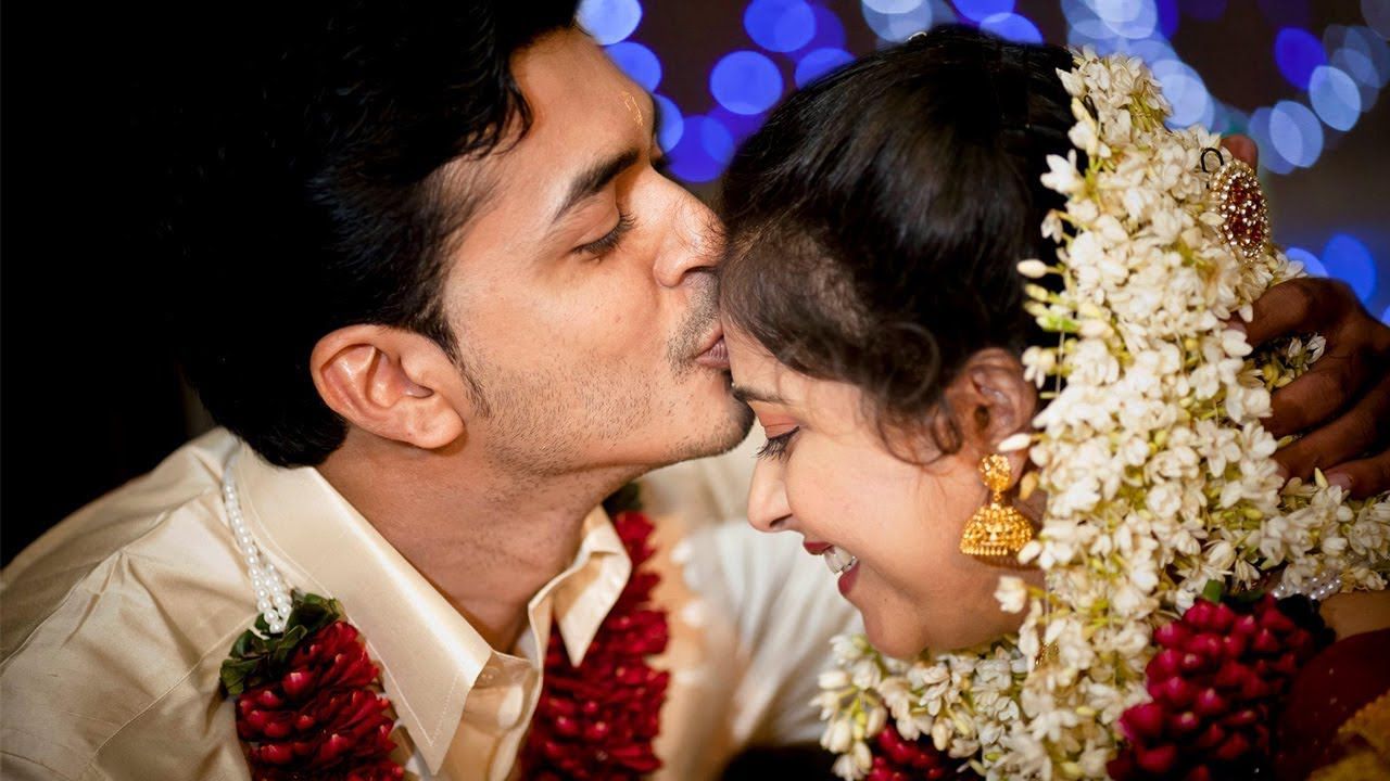 Shruthi Rahul Kerala Wedding Video Highlights: Creative Chisel. Beautiful wedding photography, Wedding photography gallery, Wedding ceremony