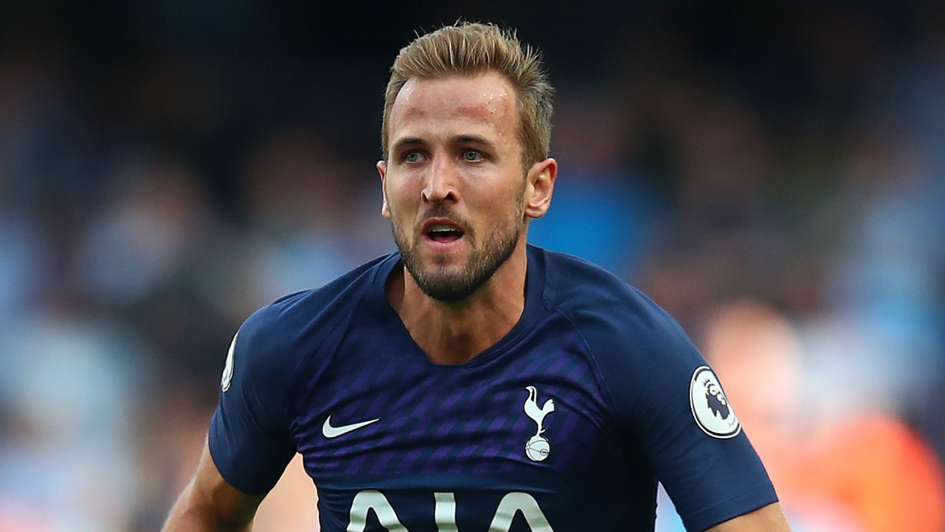 What is Harry Kane's net worth and how much does the Tottenham & England striker earn?