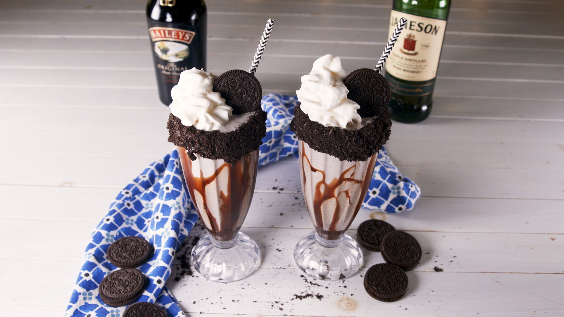 Best Baileys Cookies & Cream Milkshake Recipe To Make Baileys Cookies & Cream Milkshake