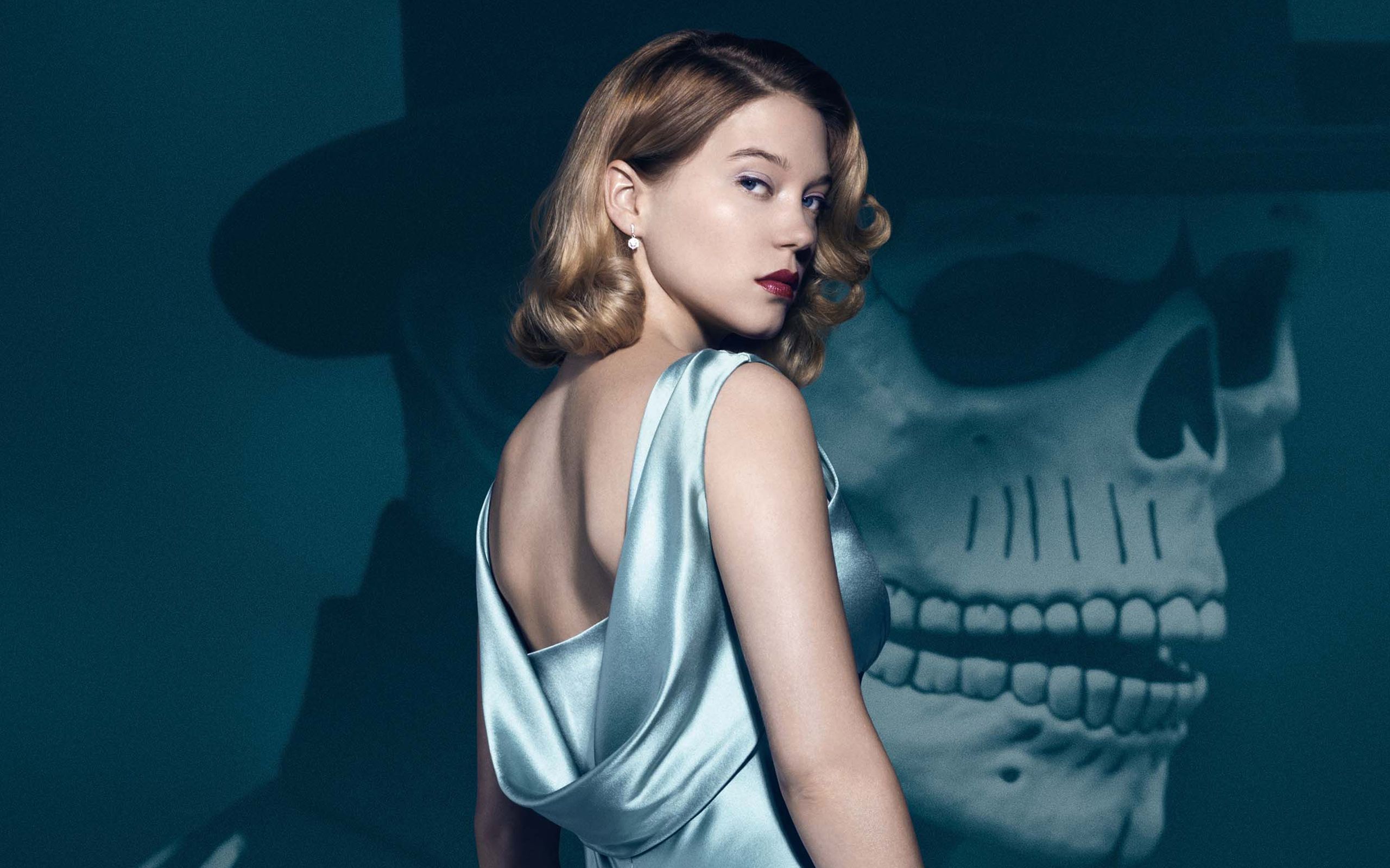 Léa Seydoux, as requested by Daniel Craig for the next James Bond. Numero.com Magazine Numéro