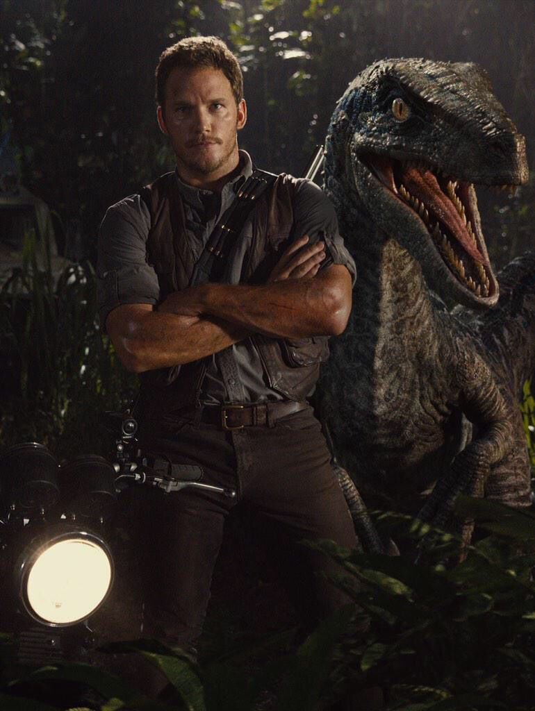 Owen Grady (played by Chris Pratt) and Blue the velociraptor. #JurassicWorld. Jurassic world movie, Jurassic world chris pratt, New jurassic world