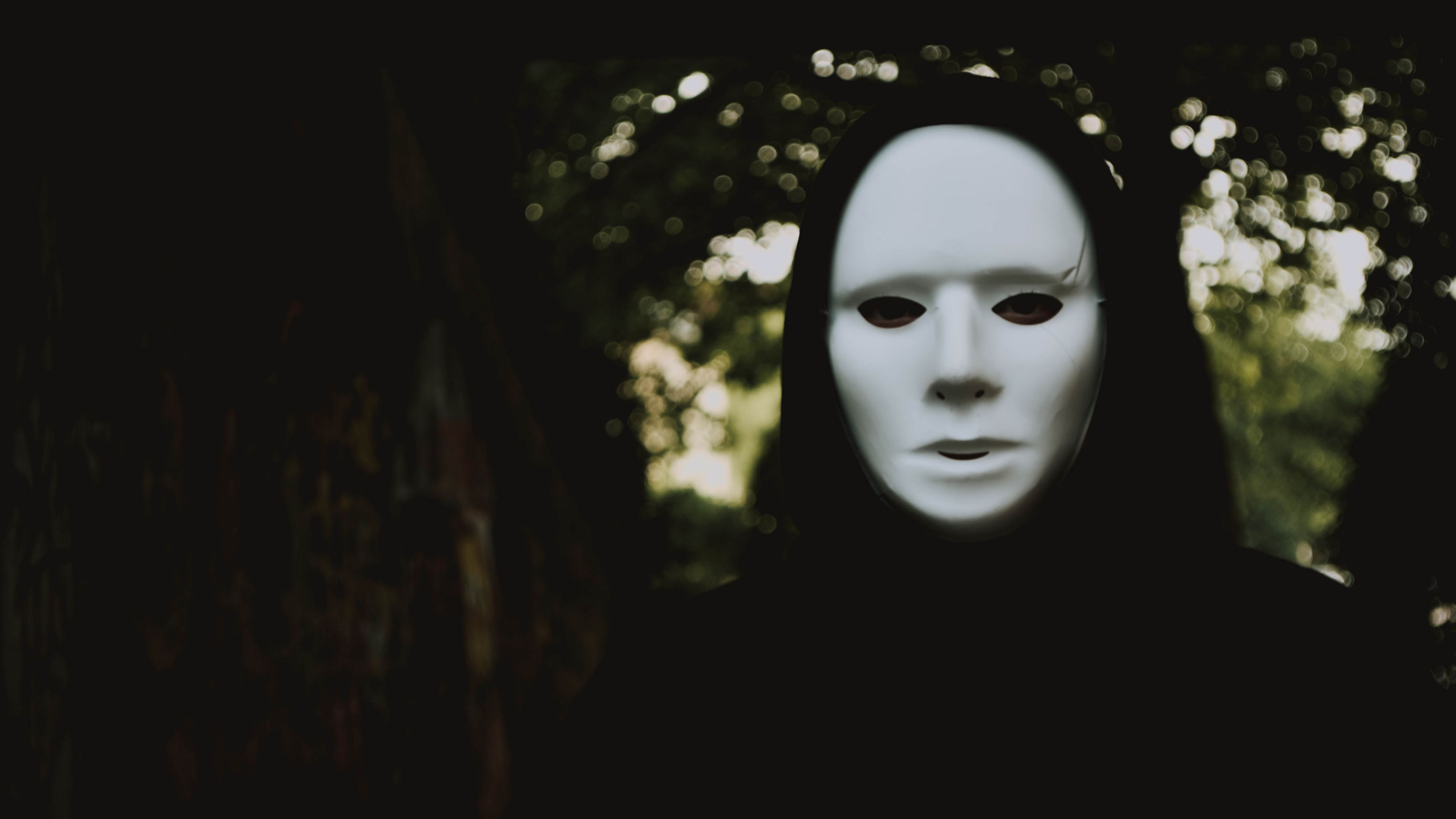 Download wallpaper 3840x2160 human, mask, face, unknown 4k uhd 16:9 HD background