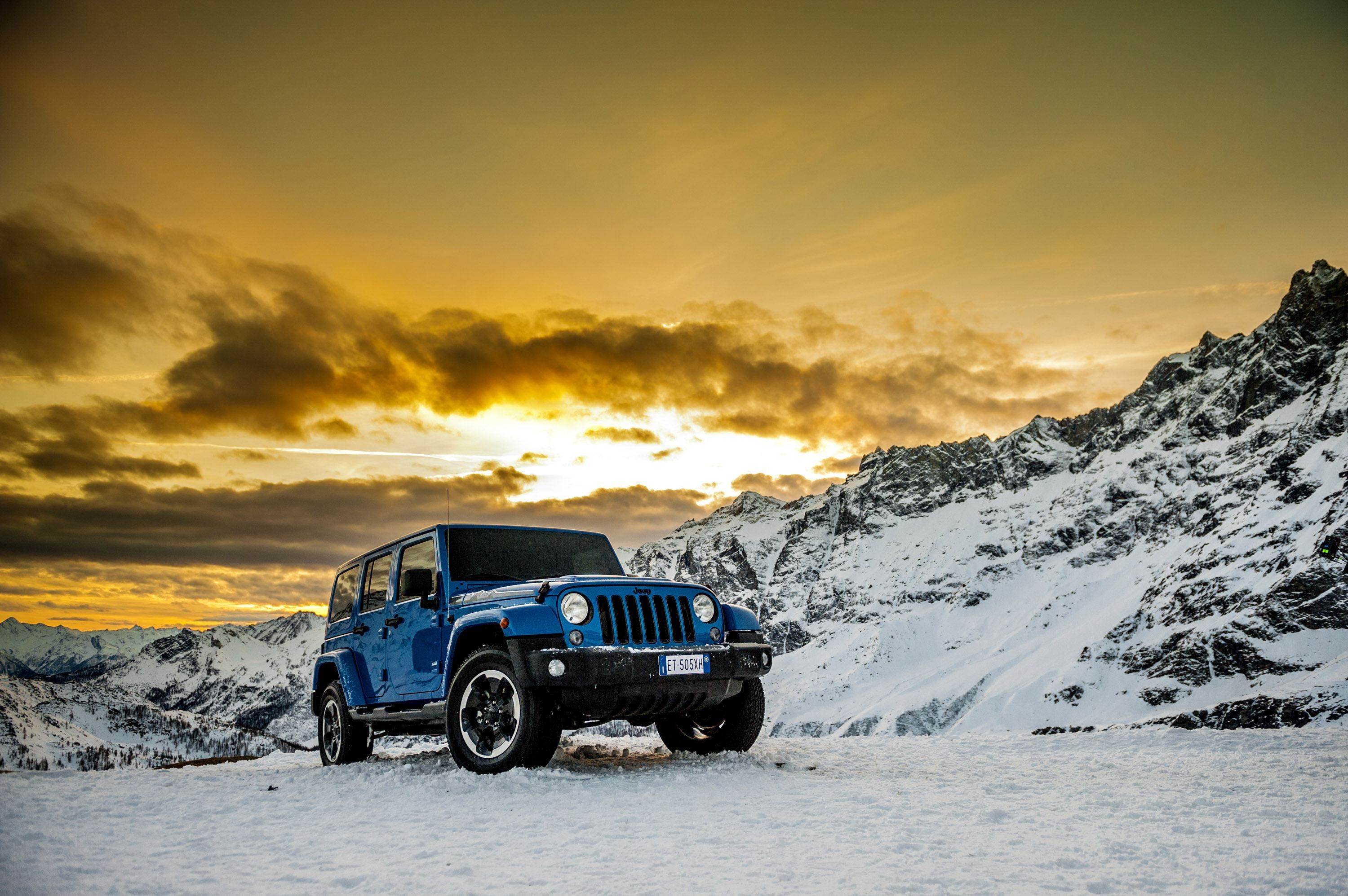 Blue Jeep Wallpapers Wallpaper Cave