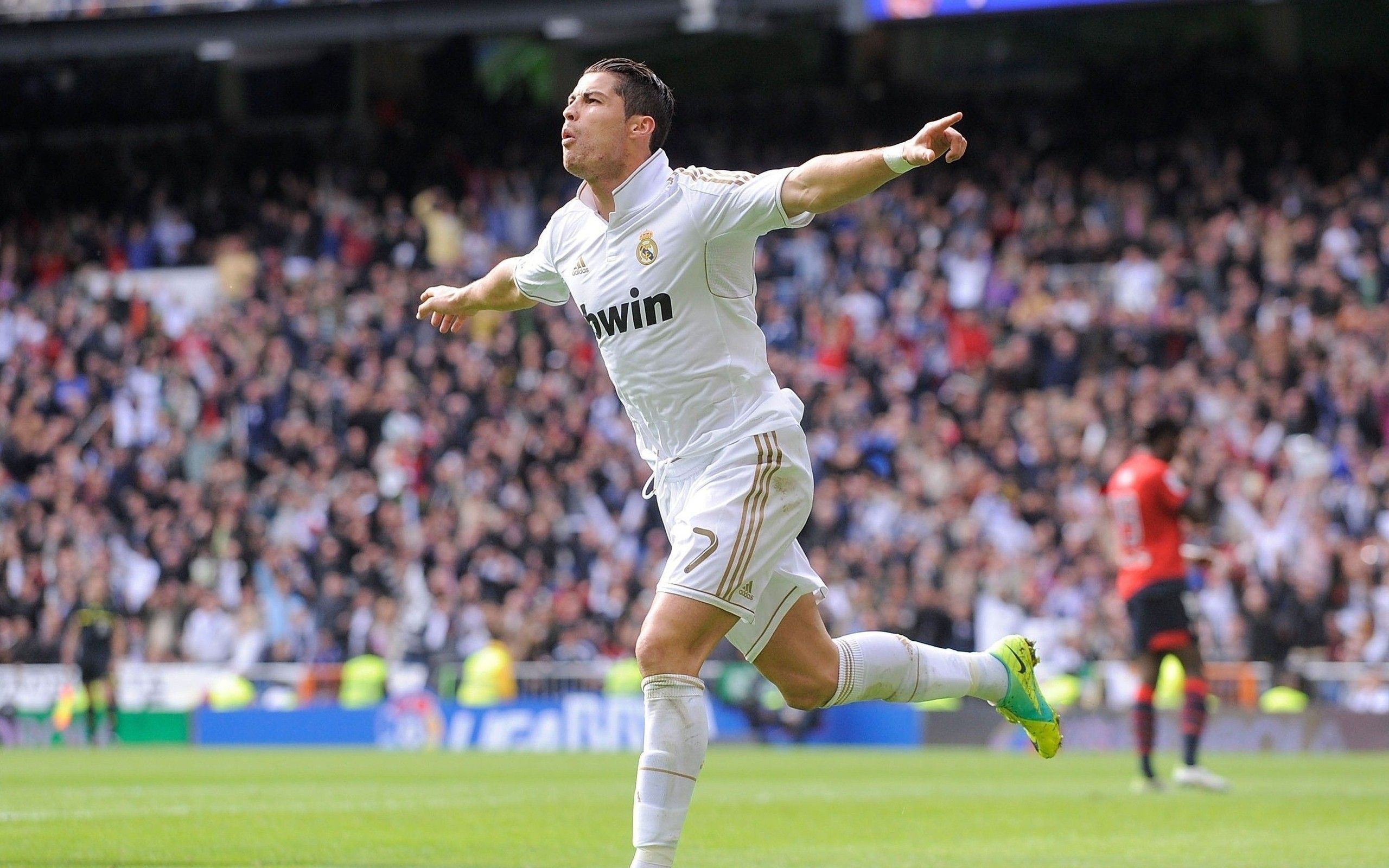 Cristiano Ronaldo HD Wallpaper Image Picture Photo Download Page 0