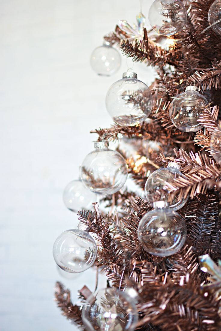 rose gold decor. ideas about Gold Christmas Tree. Gold christ. Rose gold christmas tree, Christmas tree wallpaper, Gold christmas decorations