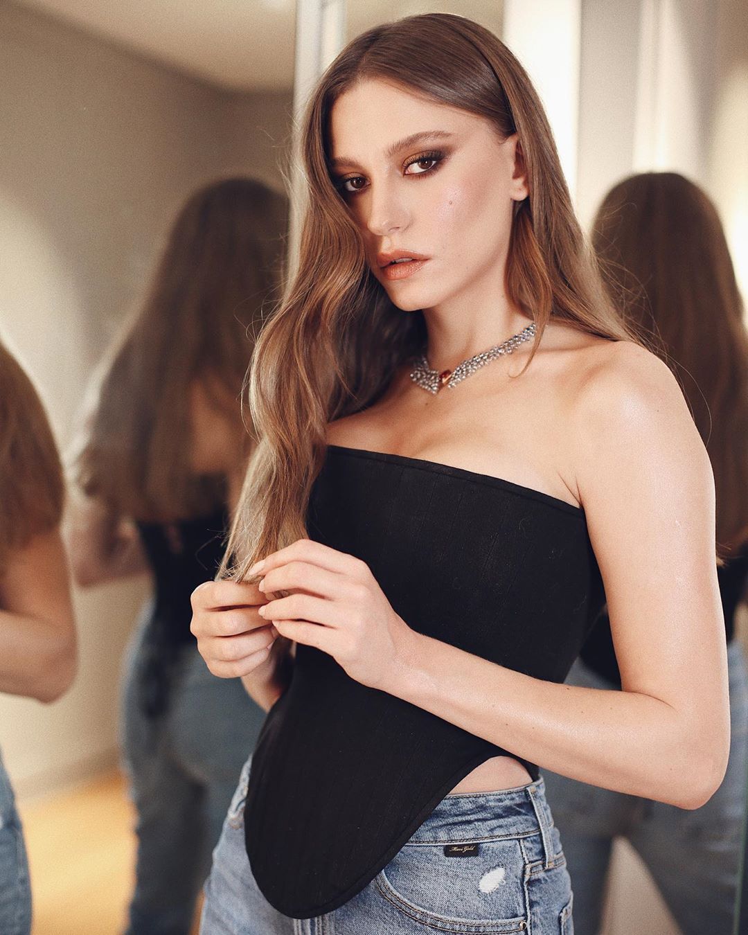 Serenay sarıkaya sexy