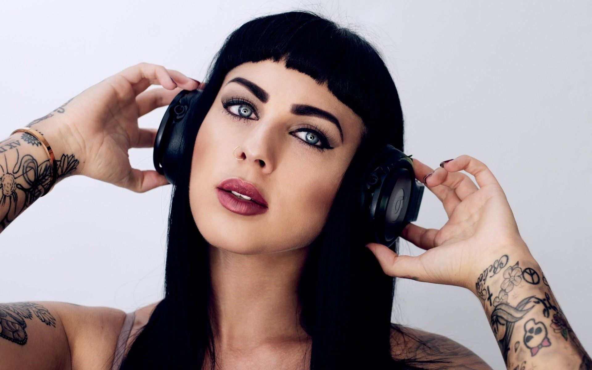 #model, #women, #nose rings, #headphones, #tattoo, #face, #bare shoulders, wallpaper. Mocah.org HD Wallpaper