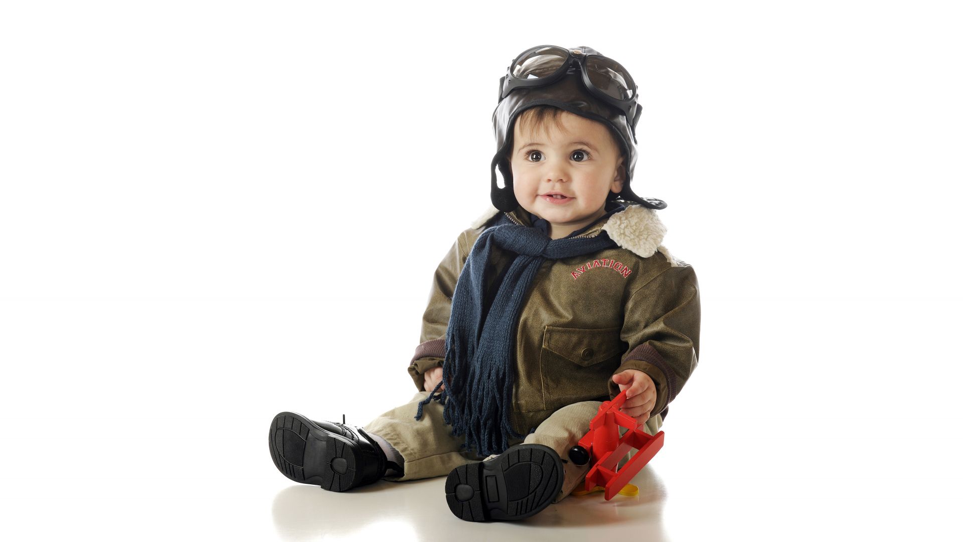 Desktop Wallpaper Cute Baby Boy, Pilot Outfit Toy Plane, HD Image, Picture, Background, Ui6ucs