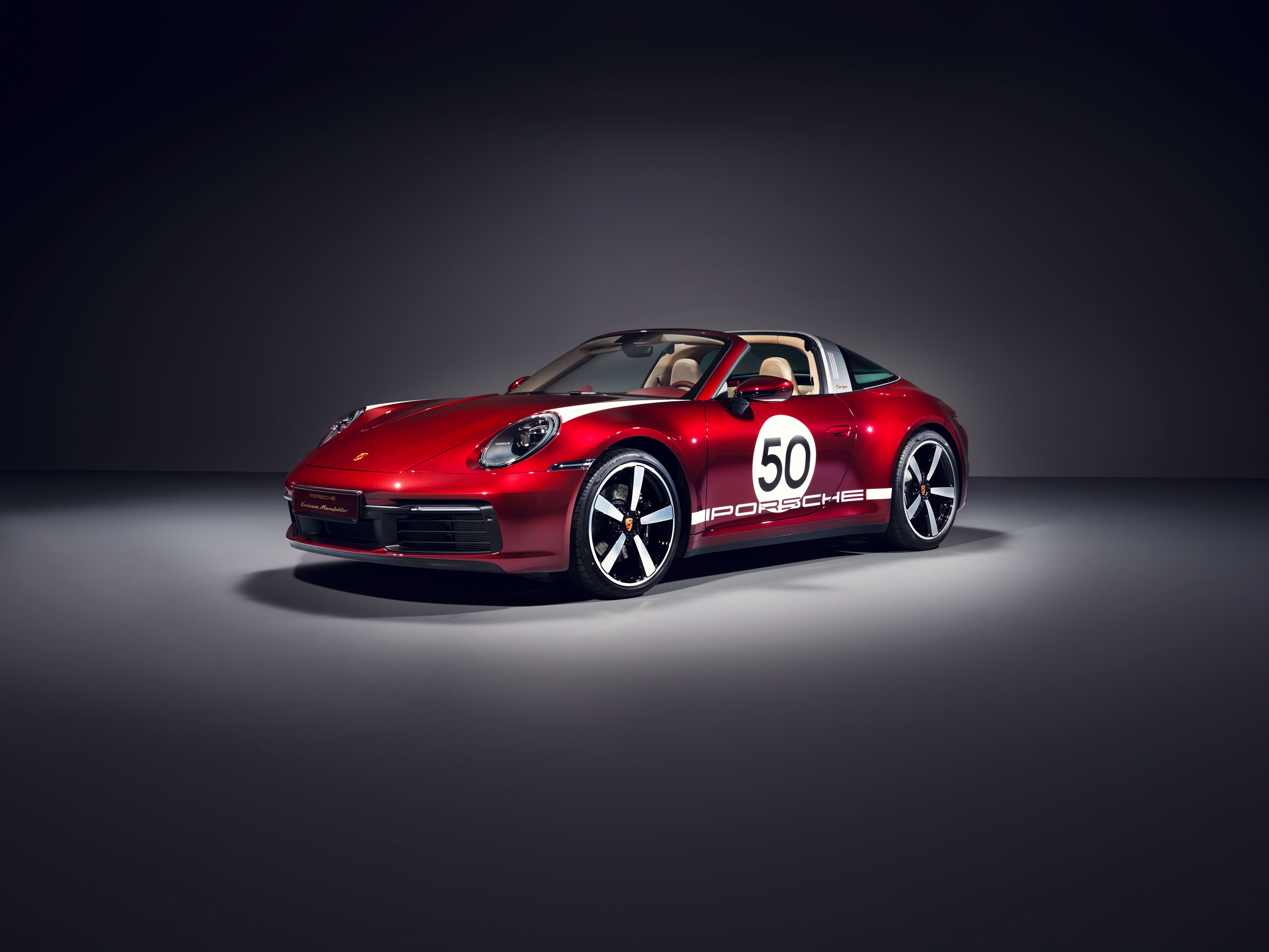 Porsche 911 Targa 4S Heritage Design Edition Looks Like '60s