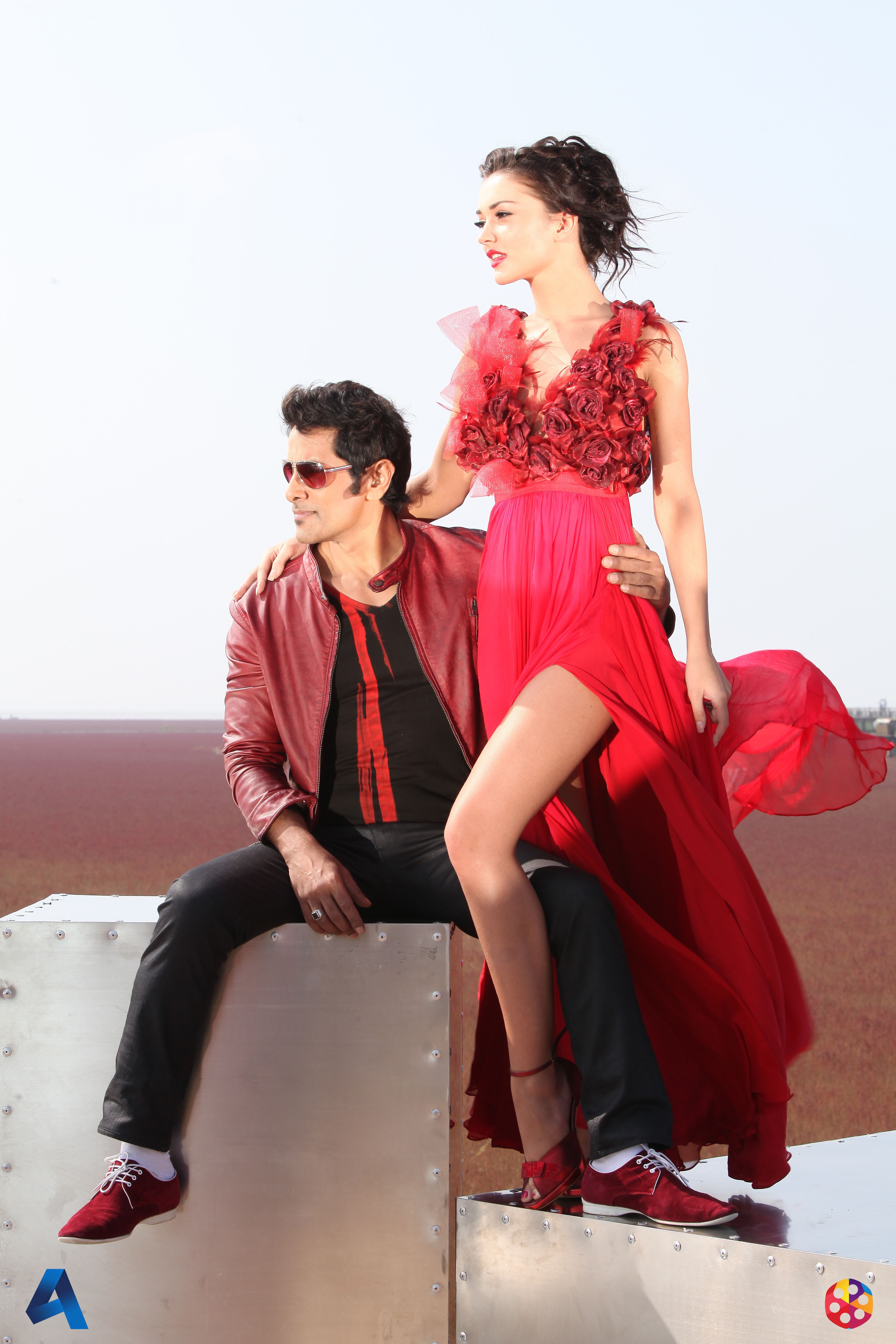 Handsome' Vikram with Beautiful 'Amy Jackson'. #PookaleSattruOyivedengal. Amy jackson image, Amy jackson, Celebrities