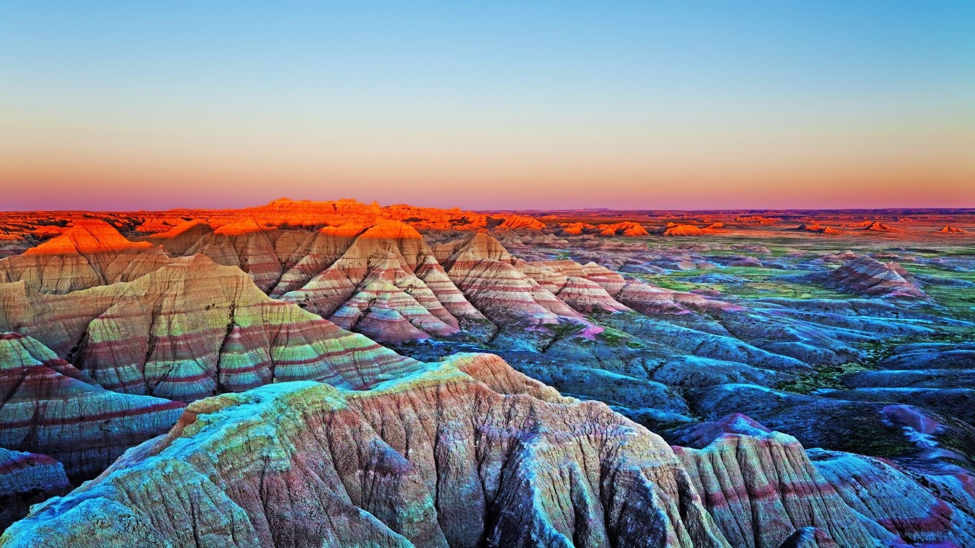 Sunset at The Wall, Badlands National Park, South Dakota, USA. Windows 10 Spotlight Image