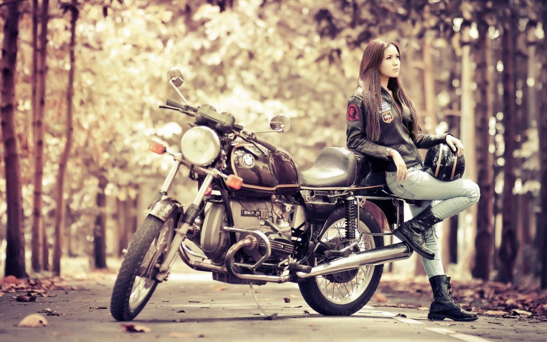 Wallpaper Girl with motorcycle BMW R100S 1920x1200 HD Picture, Image
