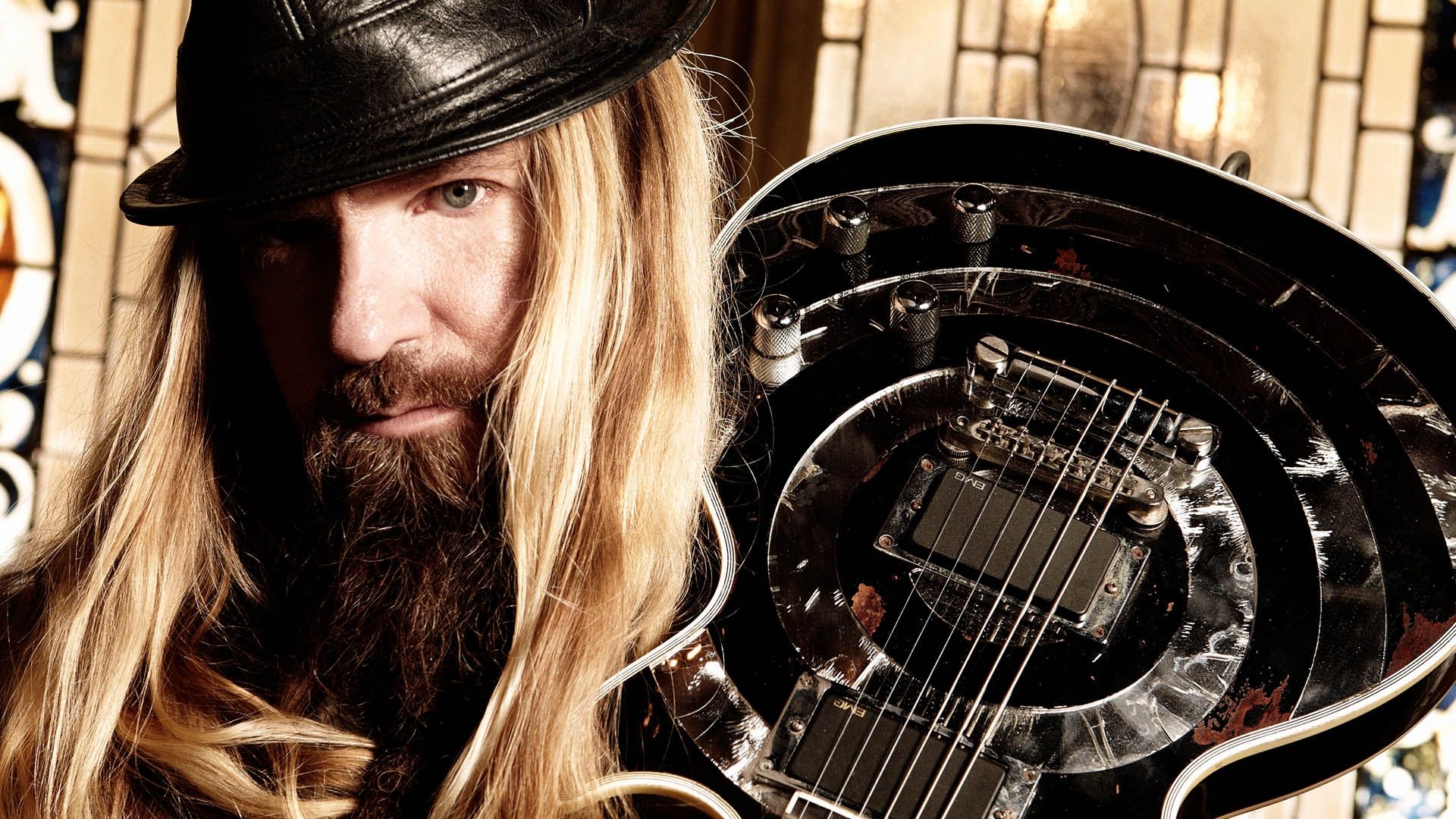 Download Wallpaper 1920x1080 zakk wylde, guitar, hat, hair, beard Full HD 1080p HD Background