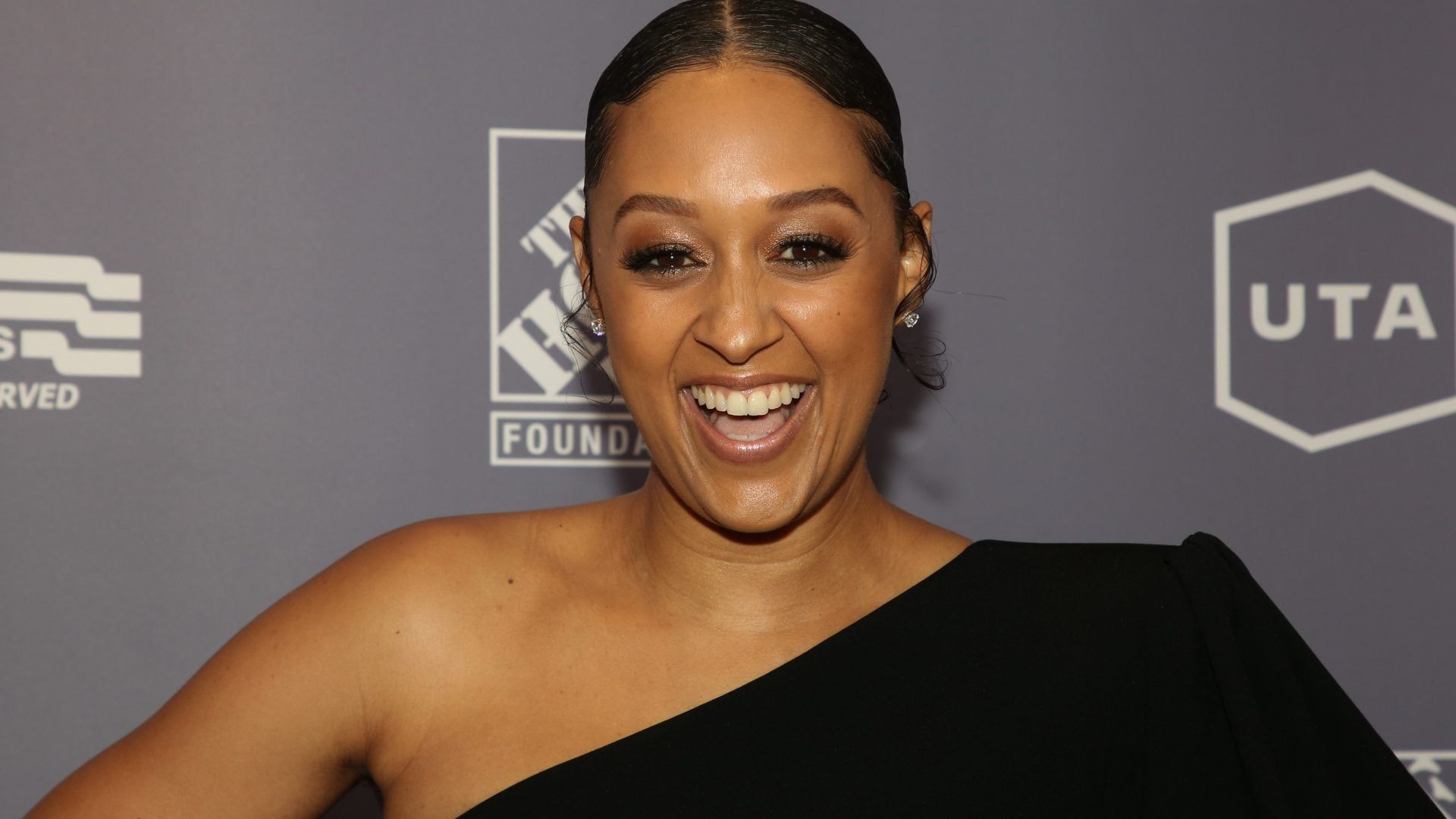 Tia Mowry Hardrict Dresses Her Daughter Cairo As The Cutest Baby Chef