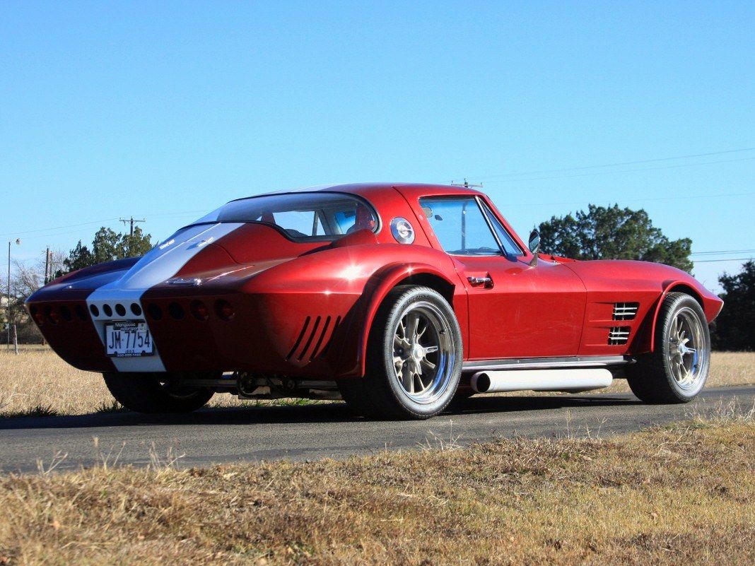Cobra Killer: Fred Garvin's LS1 Grand Sport Corvette Replica